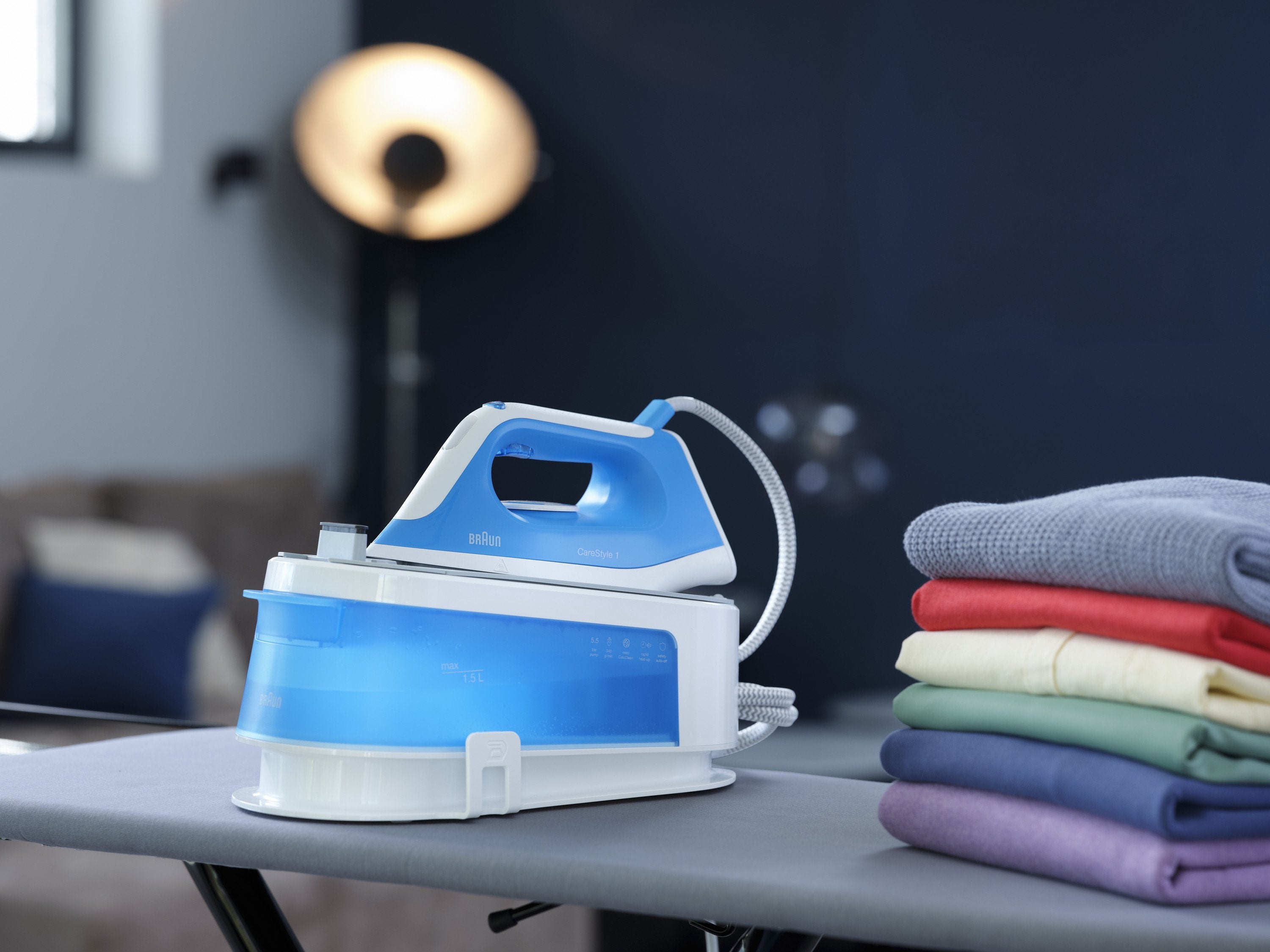 EAN 8021098280503 - Braun CareStyle 1 IS1012BL 2400 W 1,5 L Suela de cerámica Azul, Blanco imagen 4