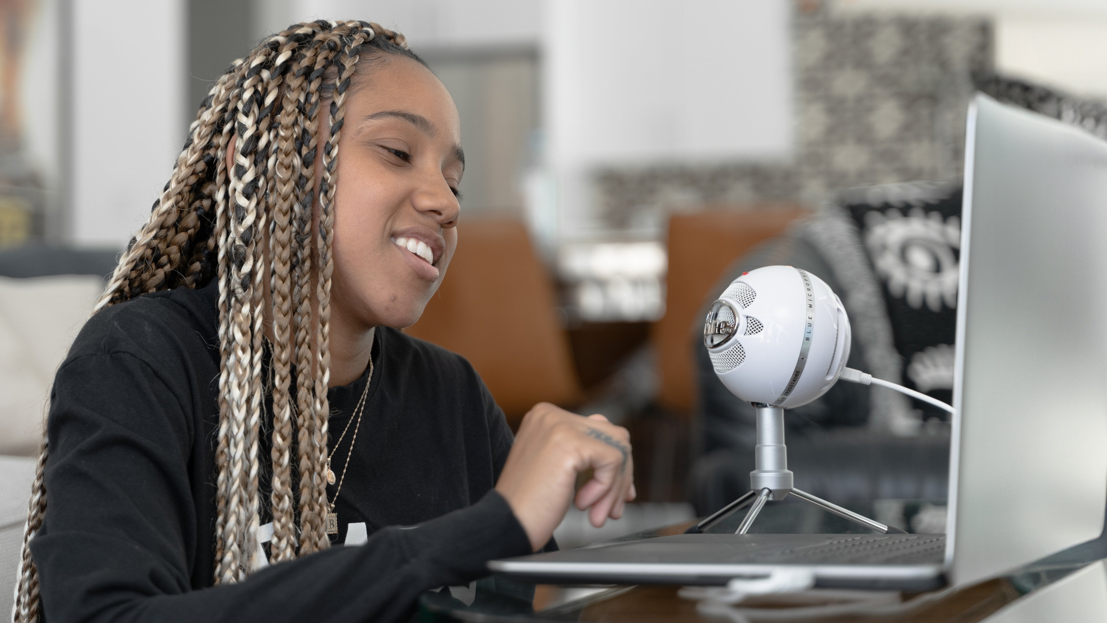 EAN 5099206084018 - Logitech G Snowball iCE Blanco Micrófono de superficie para mesa imagen 7