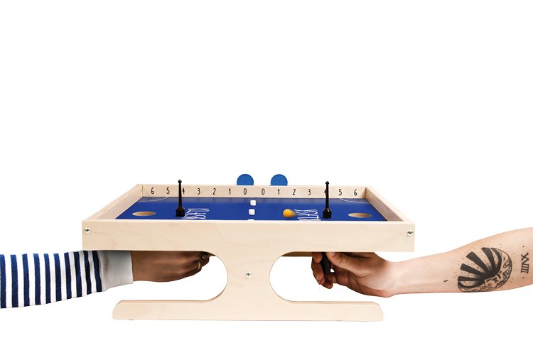 Juego De Disparos Magnéticos Klask "Una Batalla Magnética Épica"
