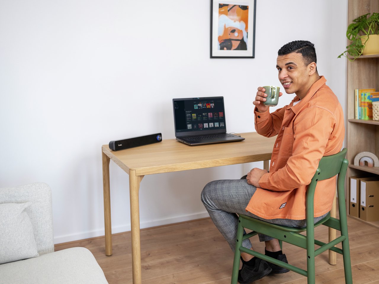 Barra De Sonido Para Pc Trust Arys  12w  2.0