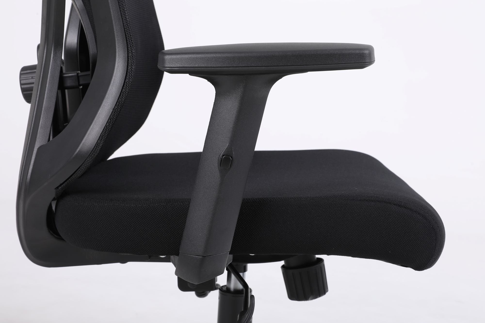 EAN 5901443124054 - Activejet T5 BLACK silla de oficina y de ordenador Asiento acolchado Respaldo de malla imagen 12