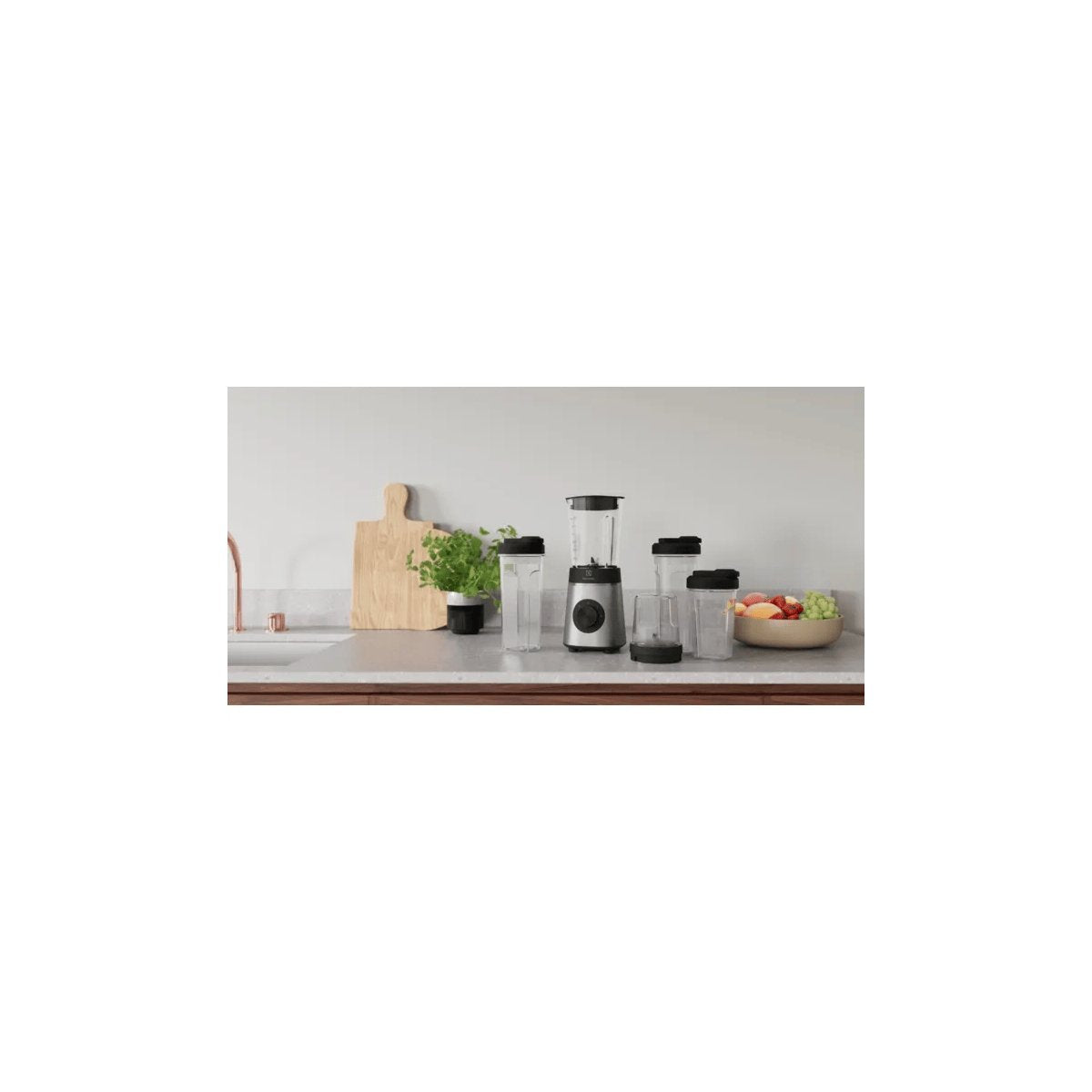 EAN 7332543836734 - Electrolux E4CB1-6ST 0,92 L Batidora de inmersión 350 W Acero inoxidable imagen 26