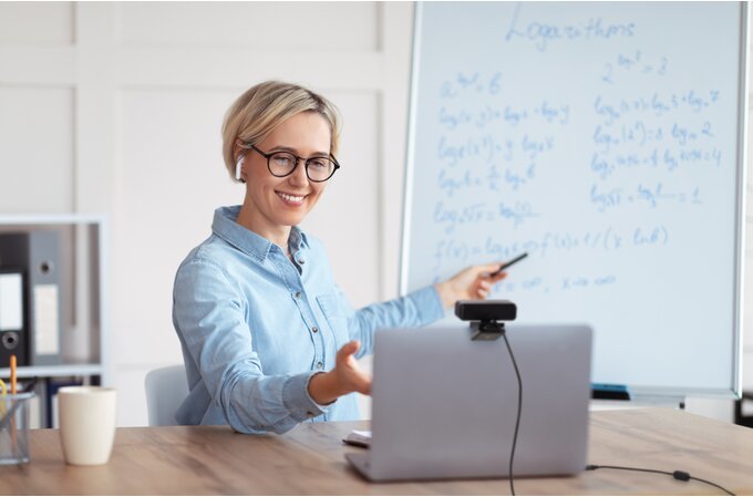 Kensington Webcam W2050 1080p Auto Focus