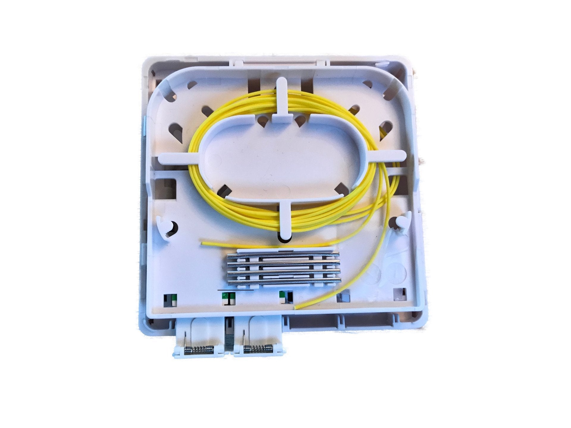 Ftth Box Fr 4 Kupplungen Sc-S Oder Lc-D 80x80 Mit Cablefhrung, Schrumpfversion