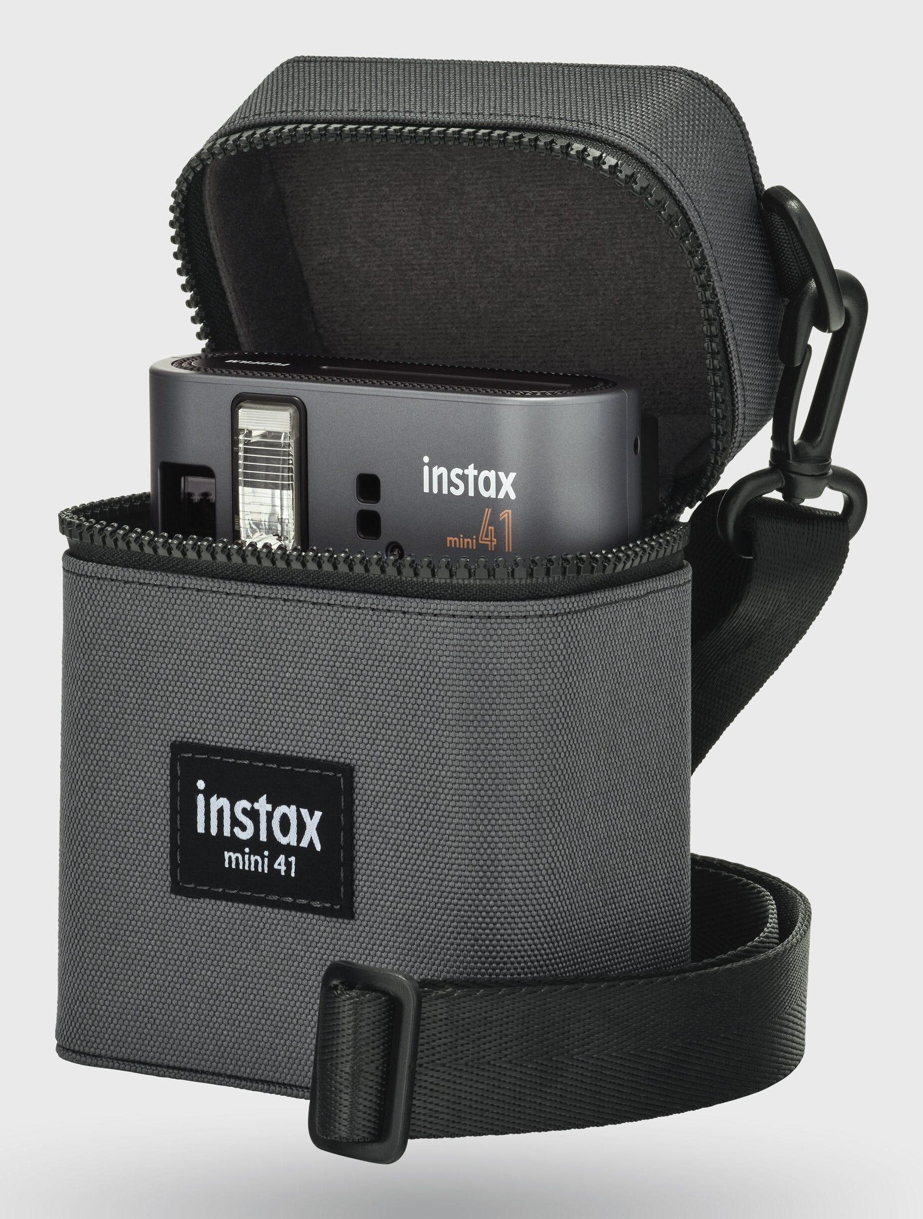 EAN 8720094753713 - Fujifilm 70100167086 estuche para cámara fotográfica Carcasa compacta Negro imagen 3