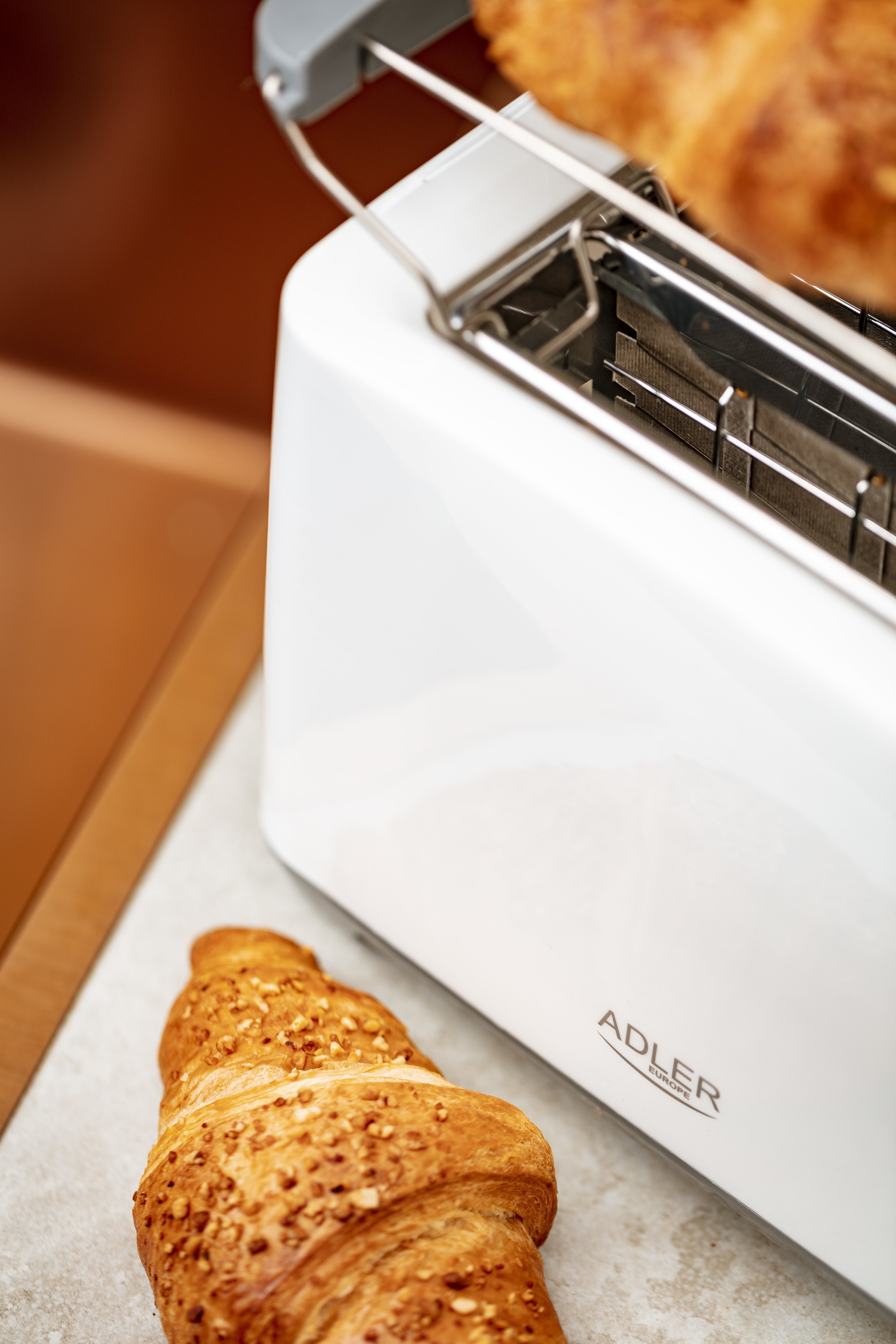 EAN 5902934838238 - Adler AD 3216 tostadora 2 rebanada(s) 1000 W Gris, Blanco imagen 9