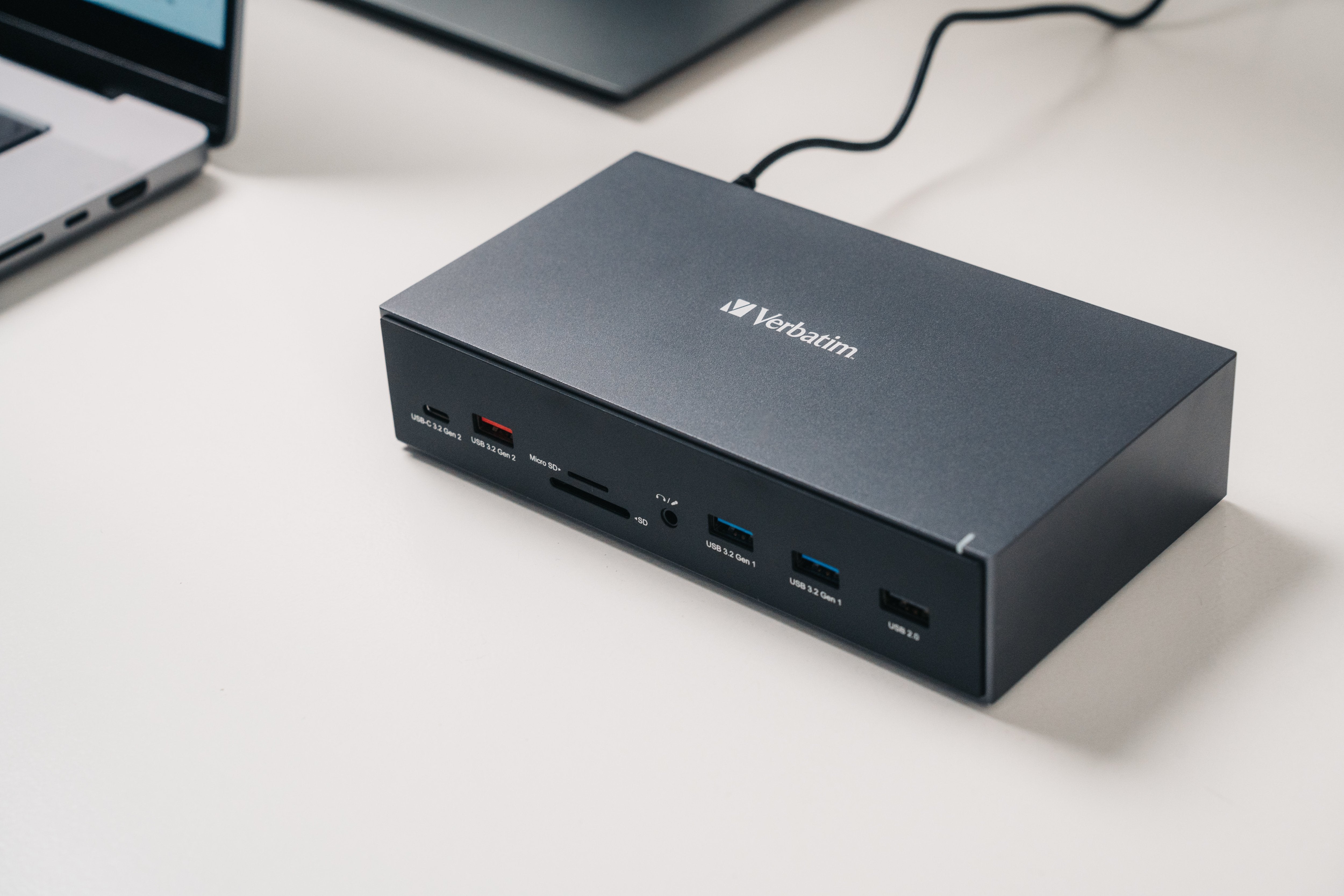 Verbatim Usb-C Pro Dockingstation Cds-17 Con Hdmi/4k/Rj45/Usb-A/Usb-C/Sd