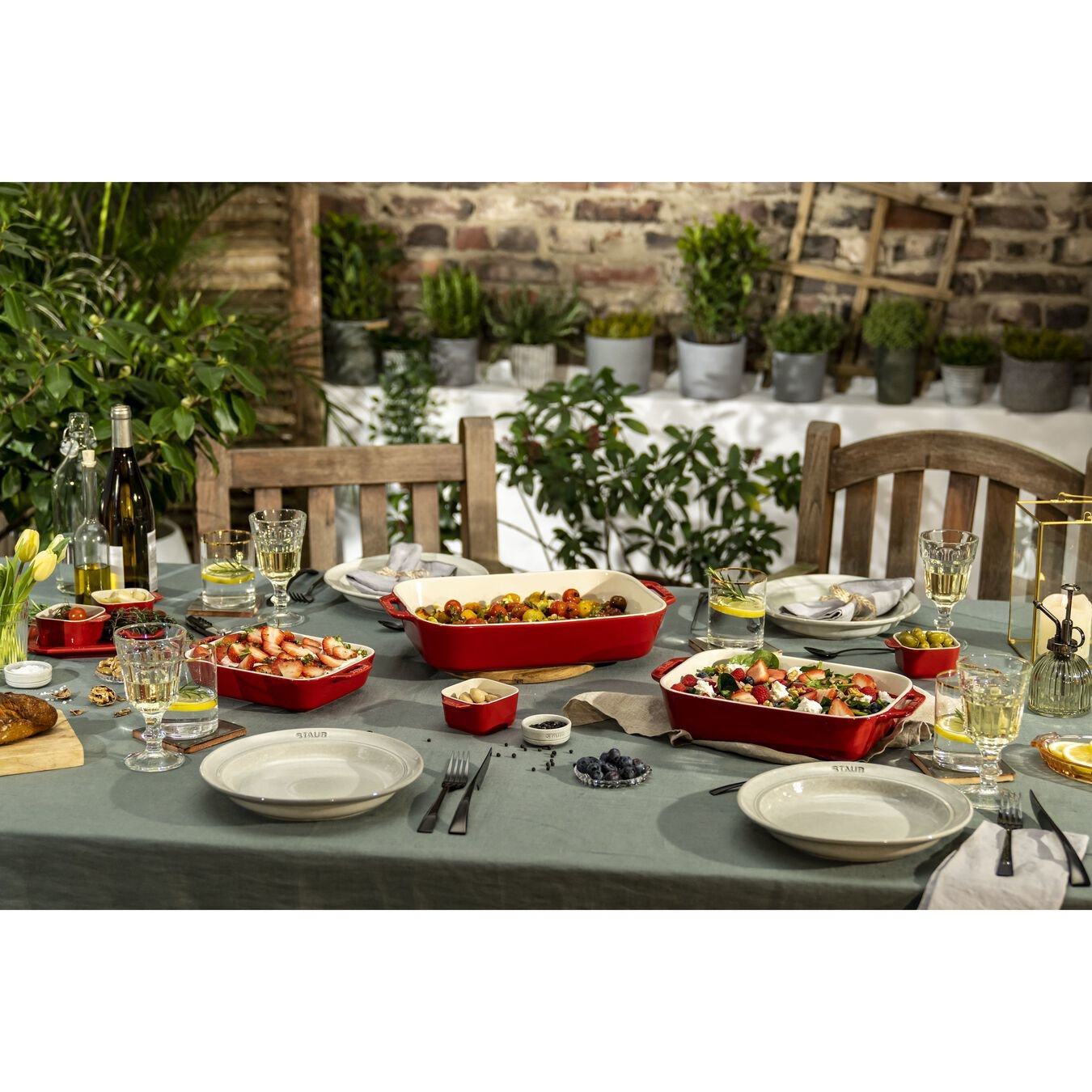 Staub 3-Piece Rectangular Ceramic Bakeware Set, Cherry Red