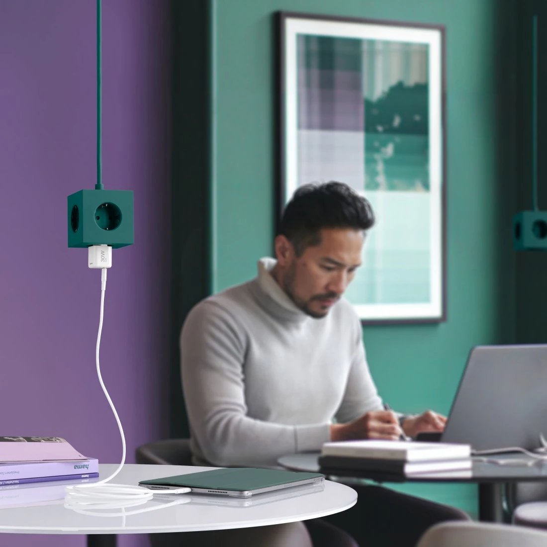 Hama Cargador Red Eléctrica Blanco Usb-C 30w Carga Rápida