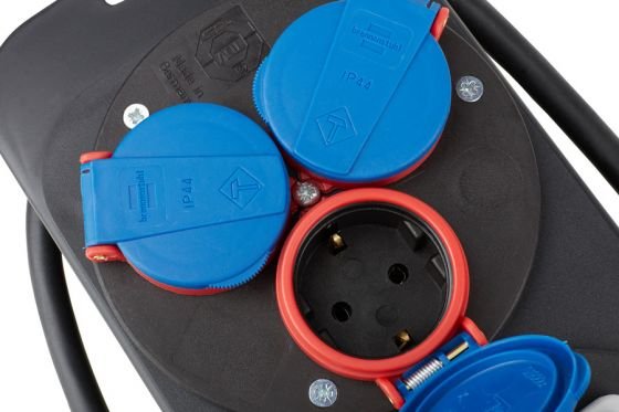 Brennenstuhl 1151600010 Unidad De Distribución De Energía (Pdu) Negro, Azul, Rojo 4 Salidas Ac
