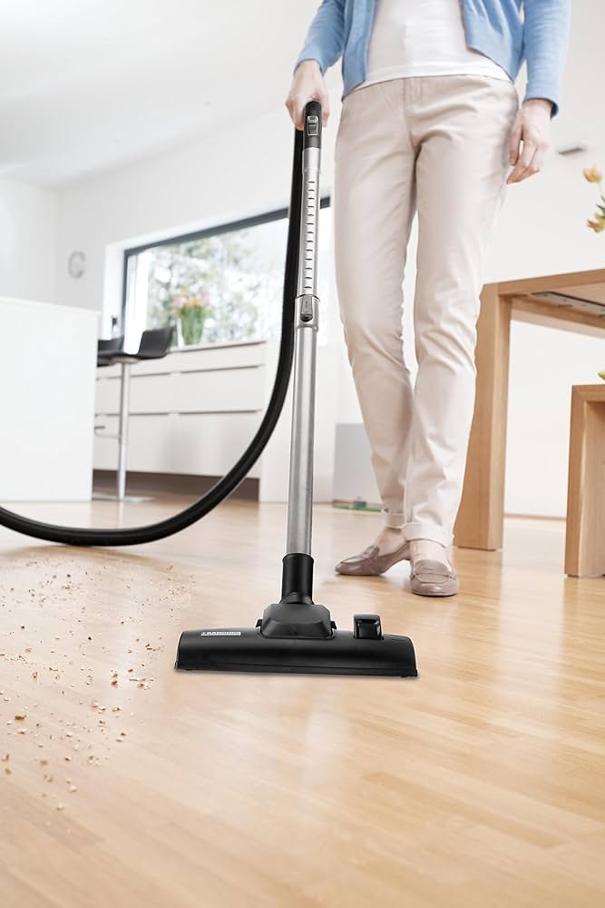 EAN 4054278991672 - Kärcher VC 2 2,8 L Aspiradora de tambor Secar 700 W Bolsa para el polvo imagen 2