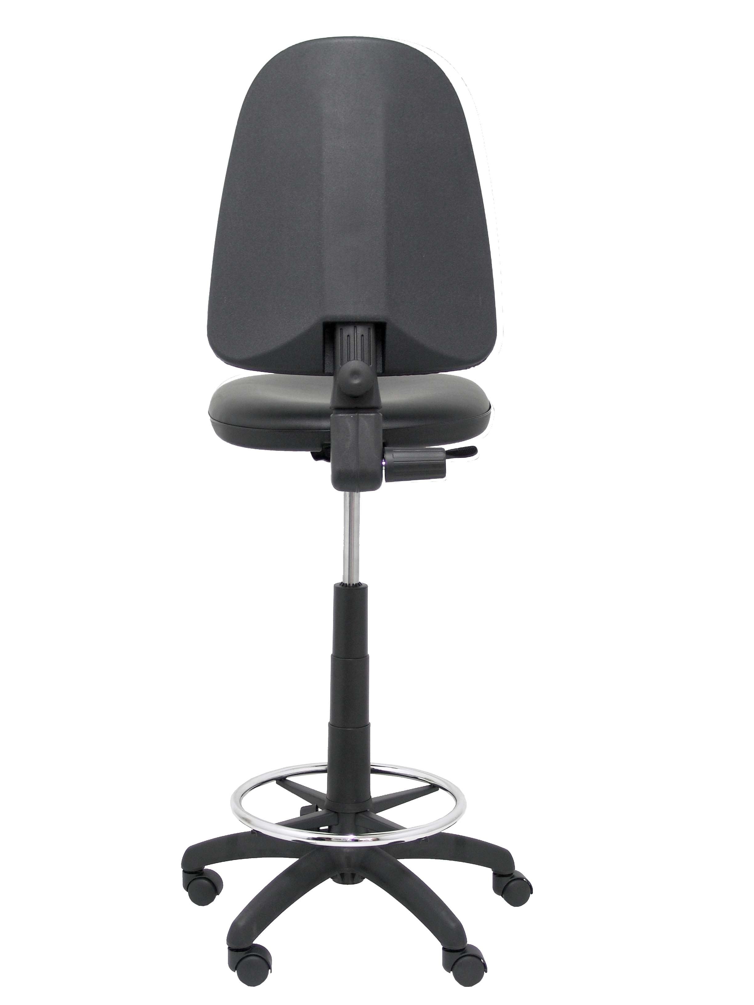 Piqueras Y Crespo Taburete Ayna Ergonómico Con Mecanismo De Contacto Permanente, Regulable En Altura Y Aro Reposapiés - Asiento Y Respaldo Tapizados En Tejido Símilpiel Color Negro