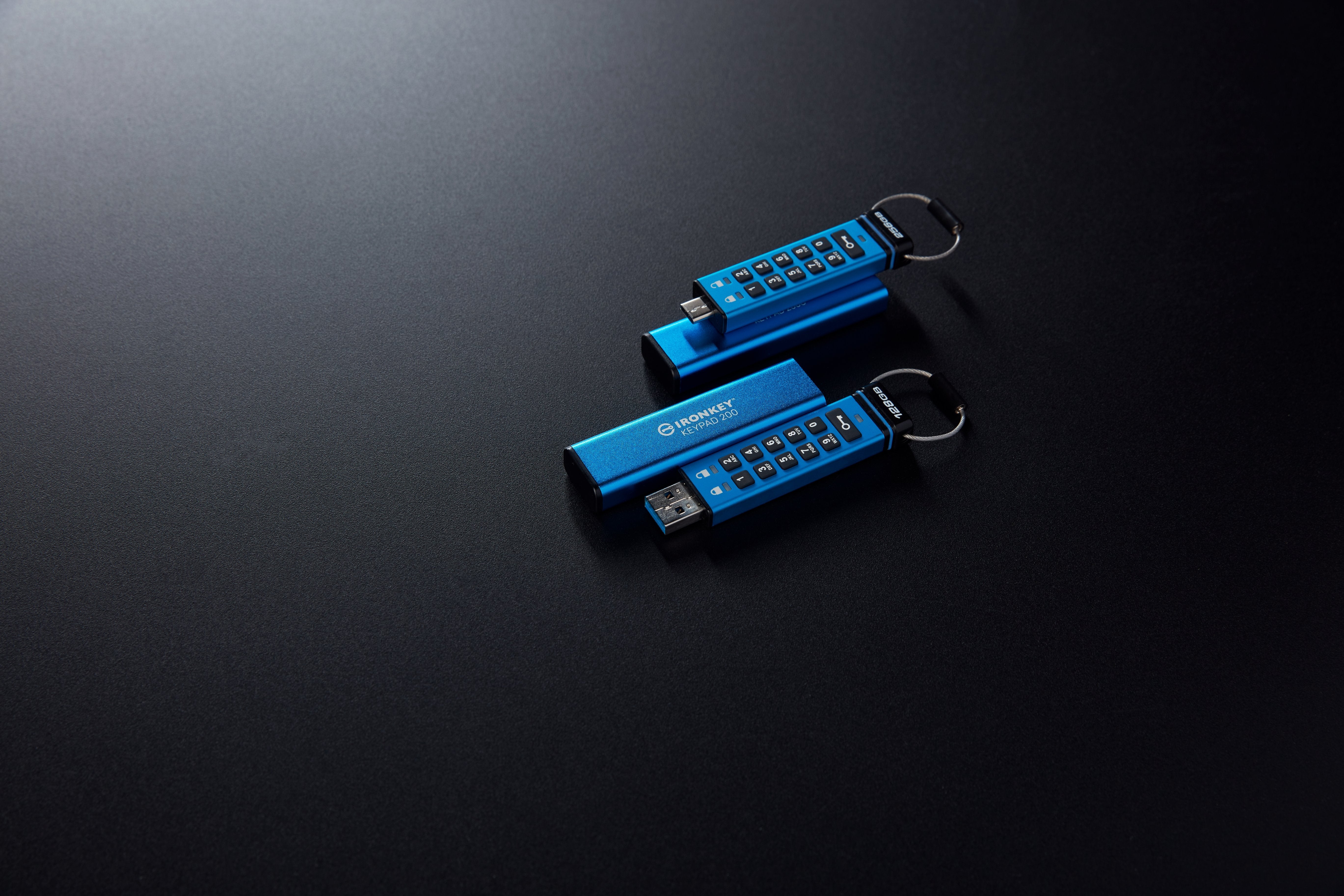 EAN 0740617336603 - Kingston Technology IronKey Keypad 200 unidad flash USB USB Tipo C 3.2 Gen 1 (3.1 Gen 1) Azul imagen 11