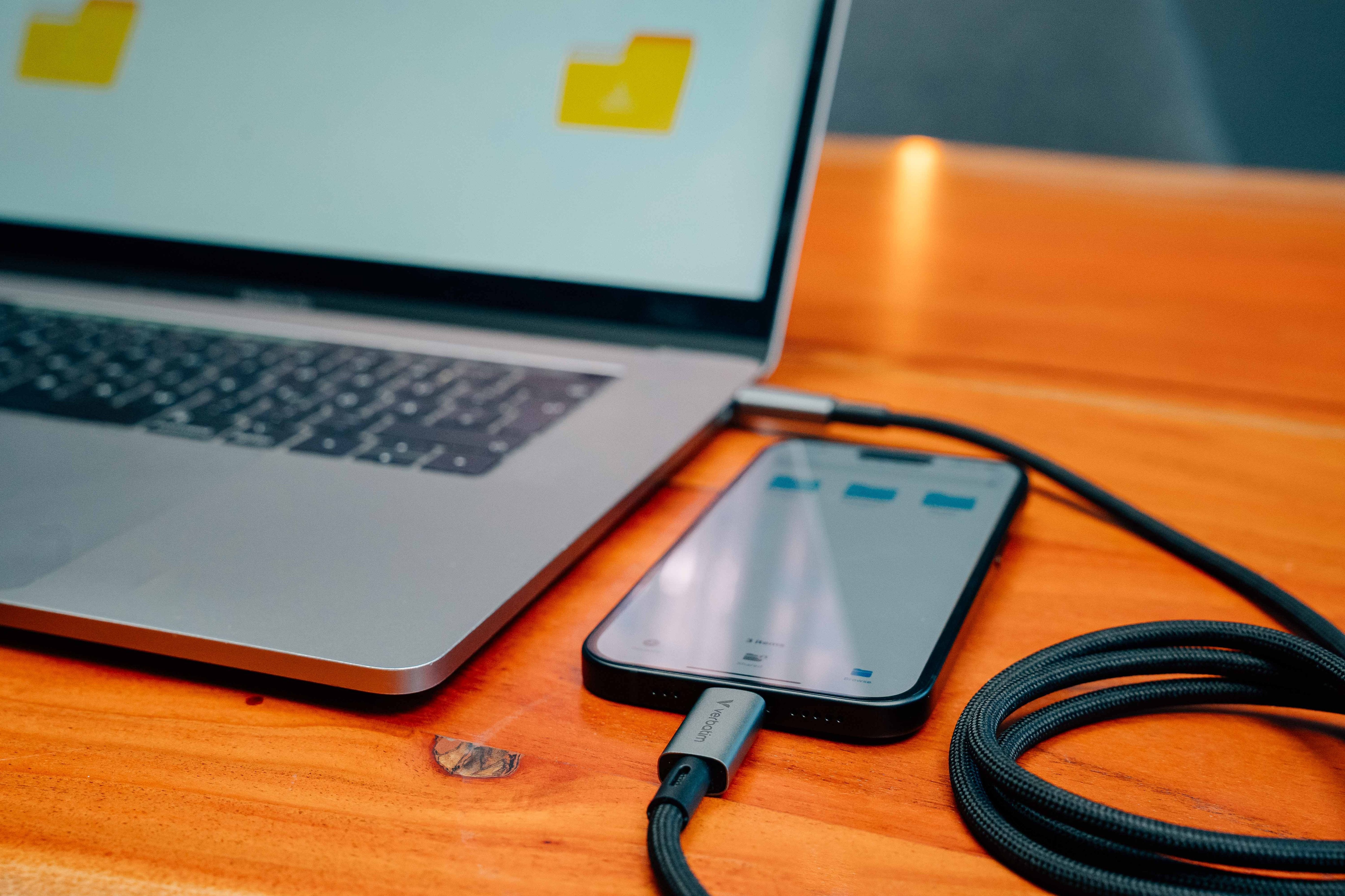 Verbatim Sync & Charge Usb C To Usb C 240w 40 Gbps120 Cm