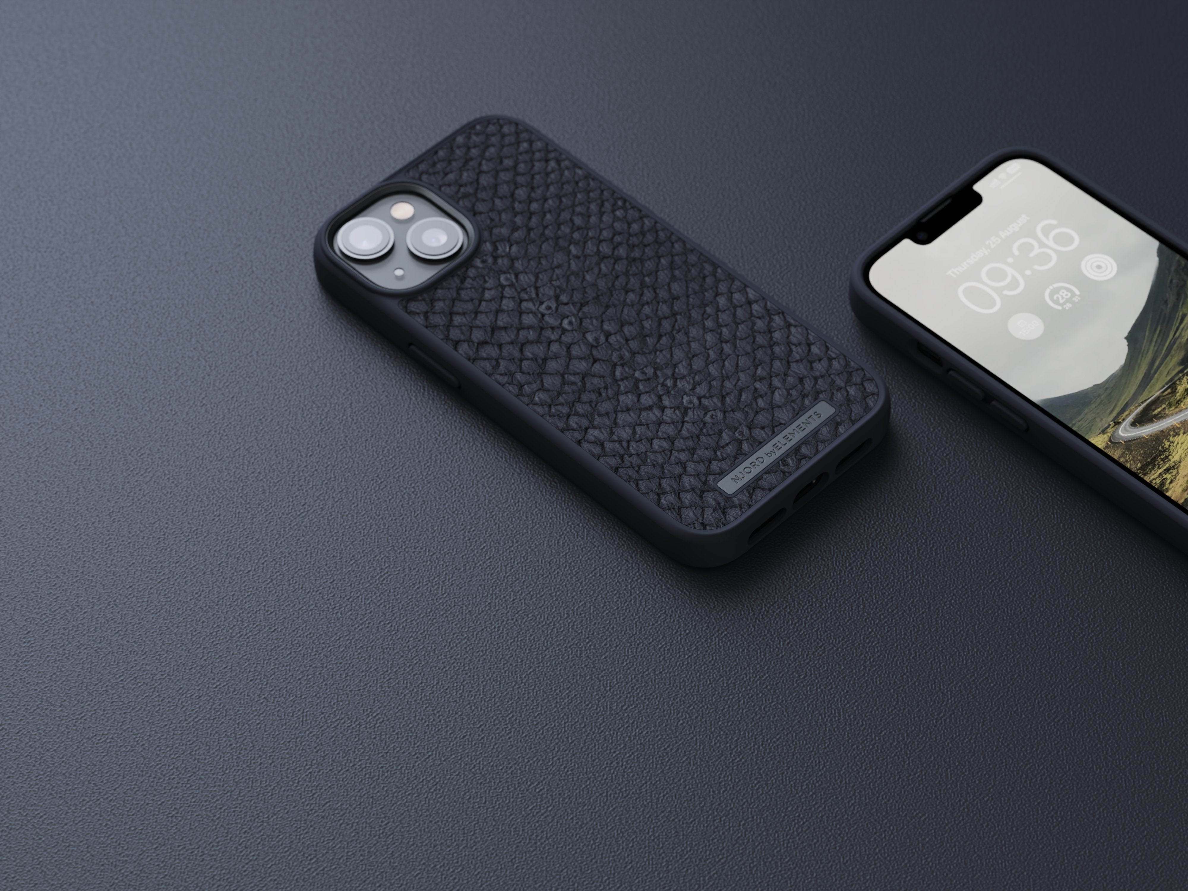 Funda De Cuero Iphone 14 (6.1) Negro