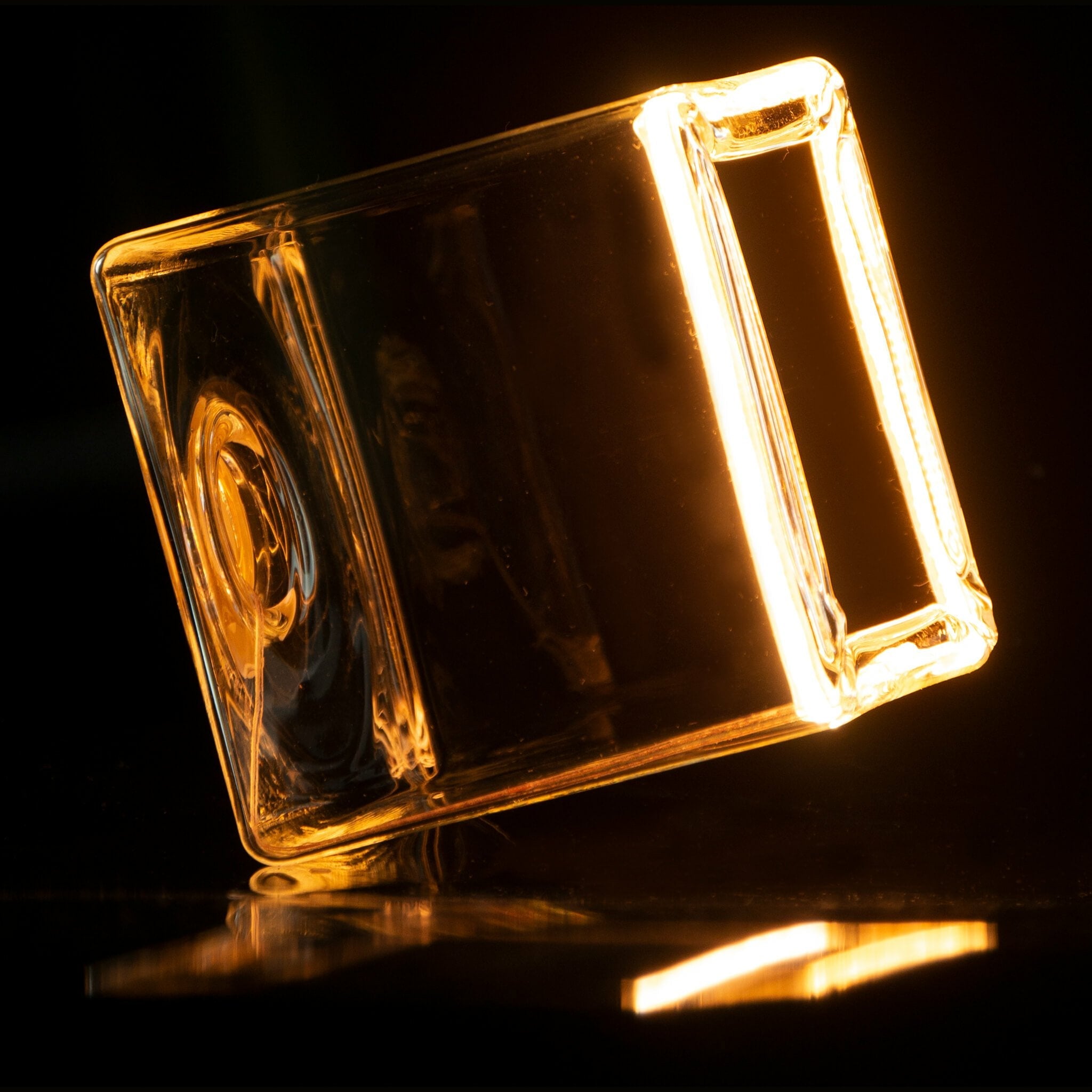 Segula Led Flotante Cubo 86 Claro E27 300lm 2200k