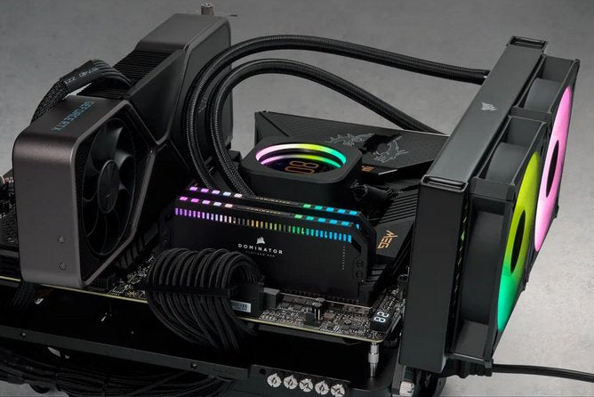 EAN 840006672463 - Corsair Dominator CMT64GX5M2B6000C30 módulo de memoria 64 GB 2 x 32 GB DDR5 288-pin DIMM imagen 5