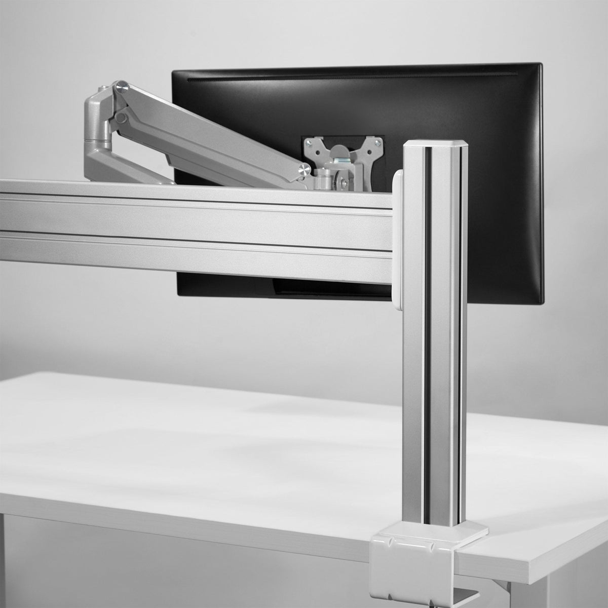 Inline Slatwall Panel Aluminio, Para Montaje En Mesa, 1m