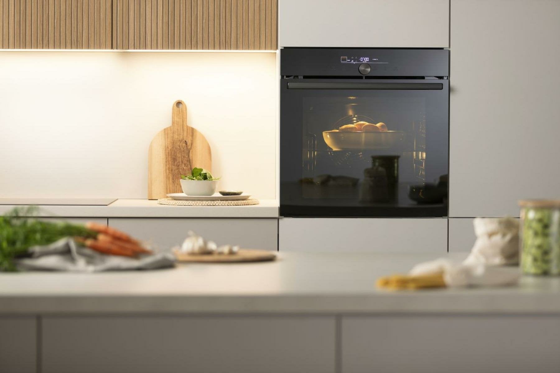 Gorenje Go66e Pizza 350c