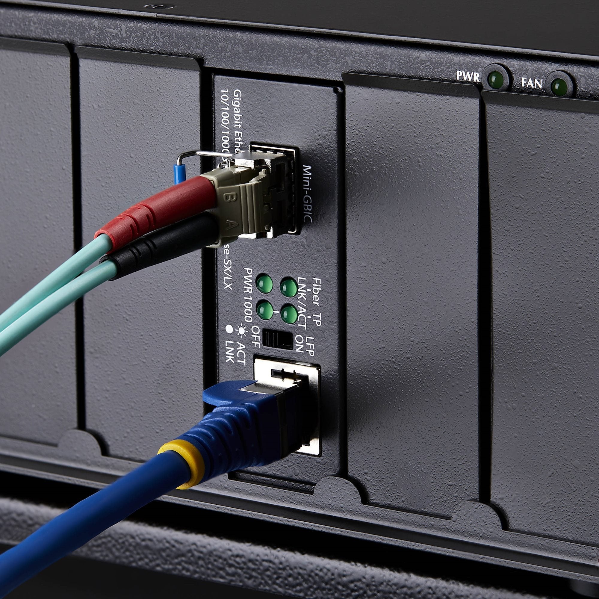 Conversor De Medios De Fibra Accs