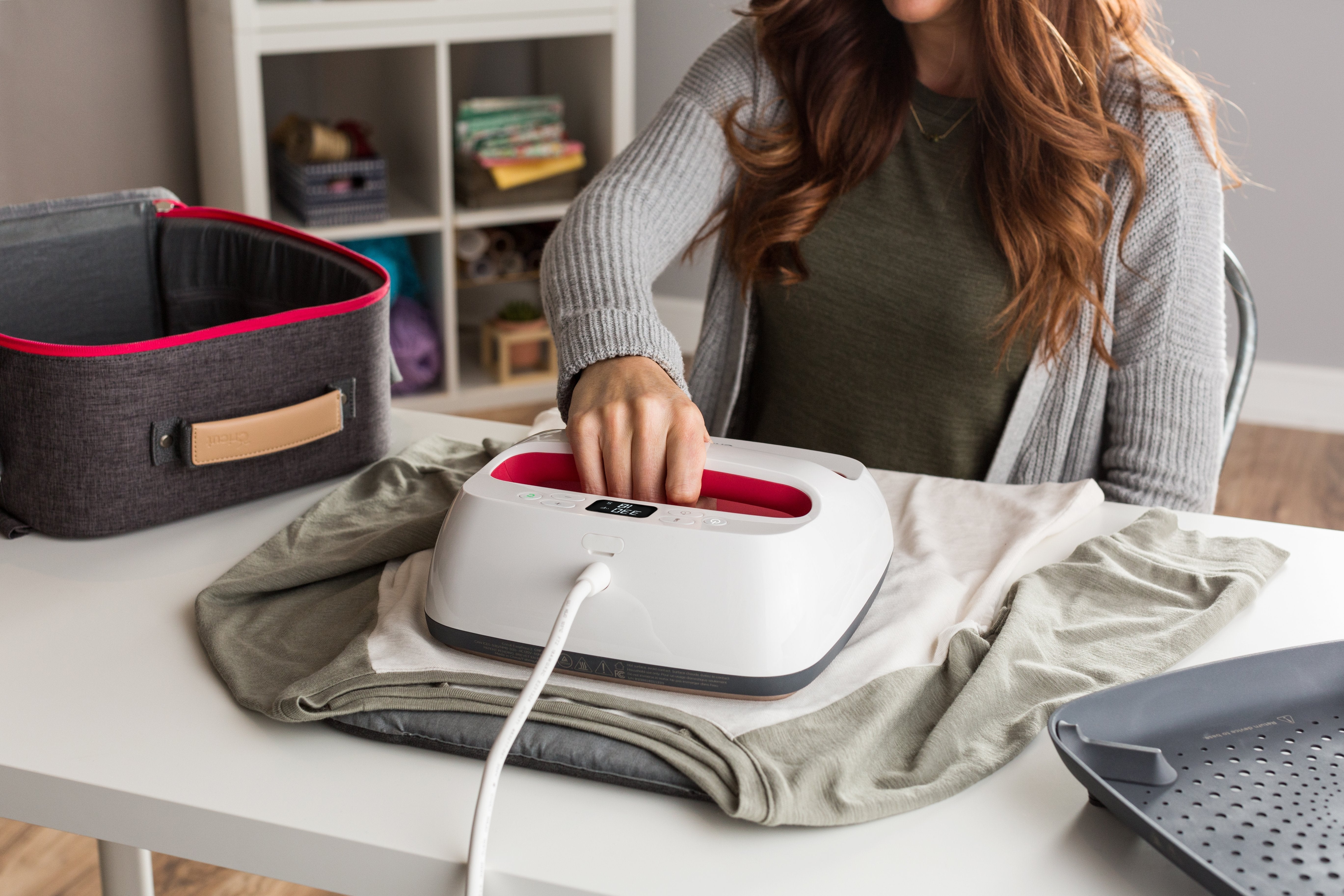 Cricut 2006218 Bolso Y Bandolera Gris, Rosa