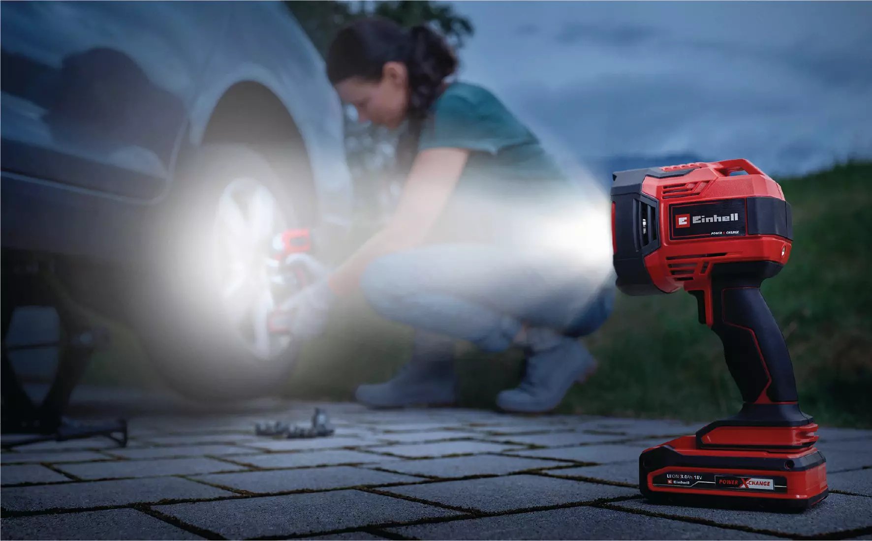 EAN 4006825649550 - Einhell TE-CL 18/2500 LiAC-solo Negro, Rojo LED imagen 2