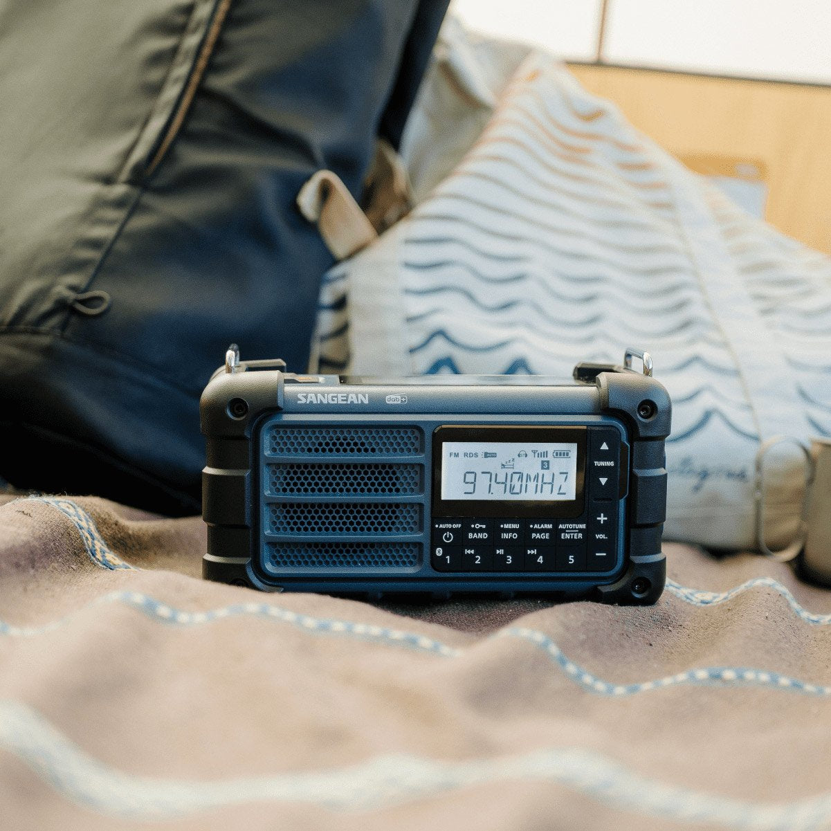 Sangean Mmr-99 Dab Blau Notfall/Kurbel/Solar Radio