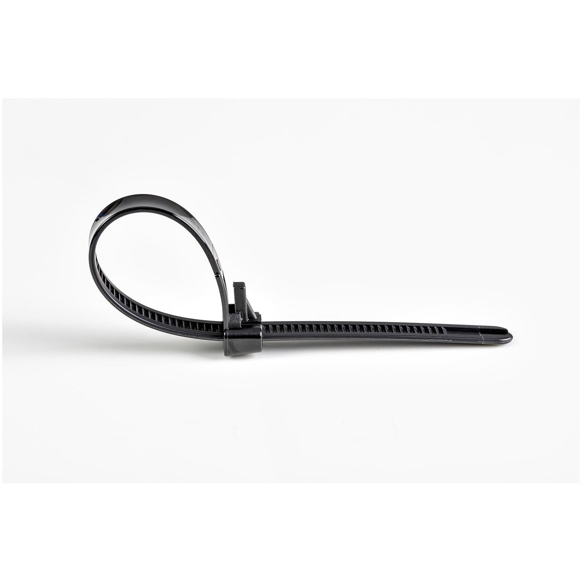 Startech Bridas Reutilizables 25cm 7 Mm 94v-2/Ul, Paquete De 100 - Negras