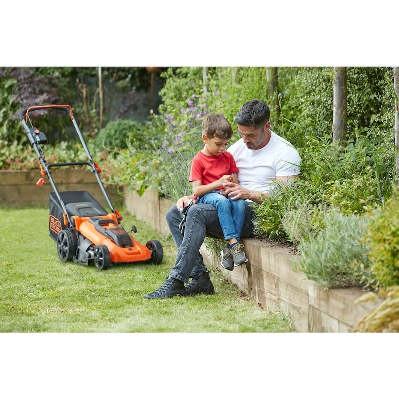 Cortacésped Inalámbrico Black+Decker Clma4825l2, 36 Voltios Naranja/Negro, 2 Baterías De Iones De Litio De 2,5 Ah Clma4825l2-Qw