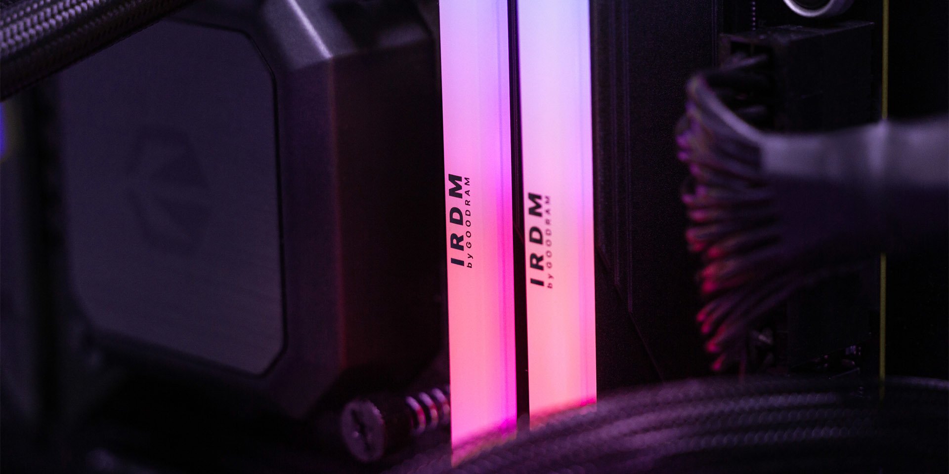 Memoria Goodram Irdm Rgb Ddr5 Irg-64d5l32s/32gdc  32 Gb 2 X 16 Gb 6400 Mhz