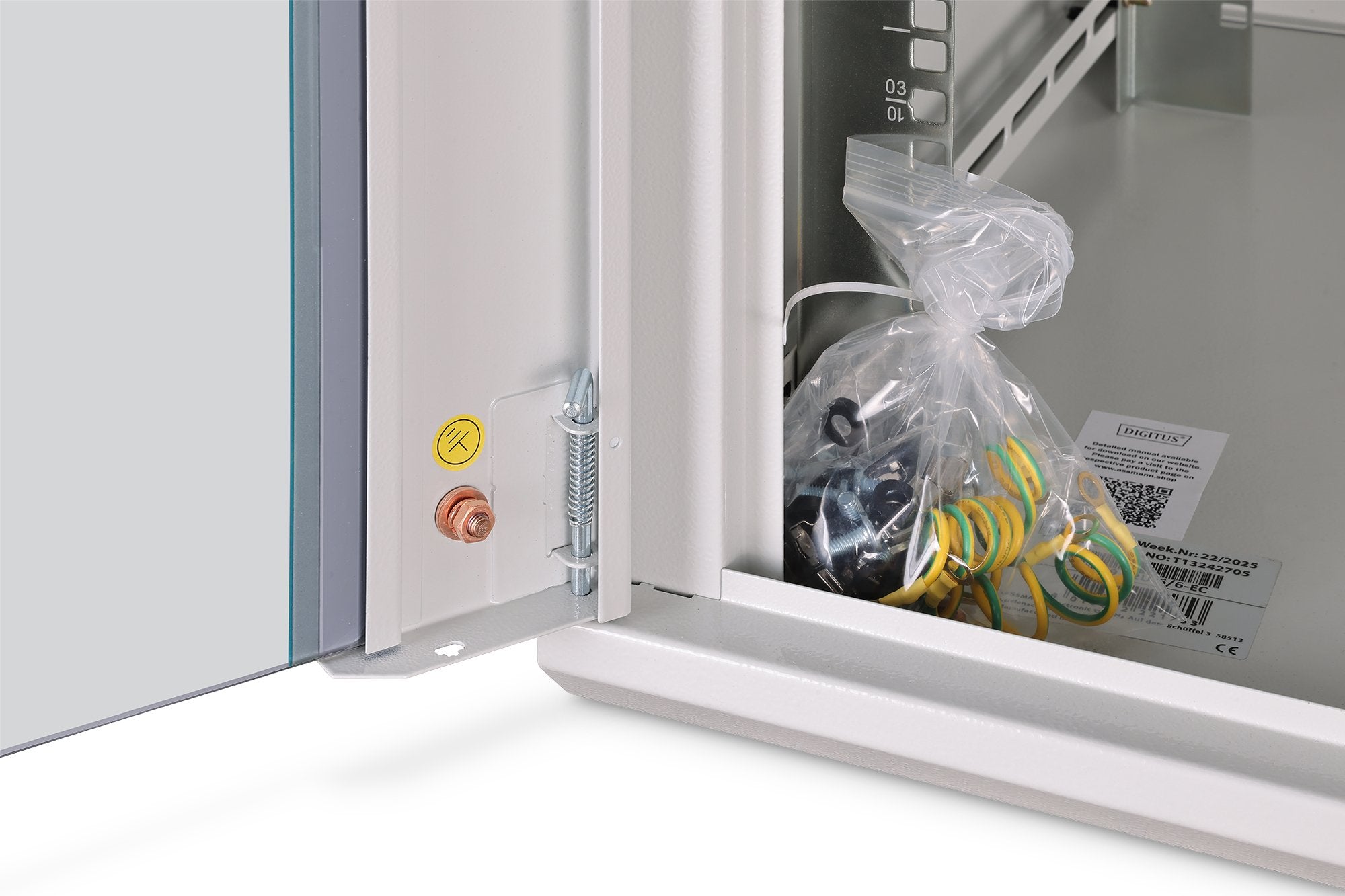 EAN 4016032488637 - Digitus DN-37110 armario rack 12U Bastidor de pared Gris claro imagen 6