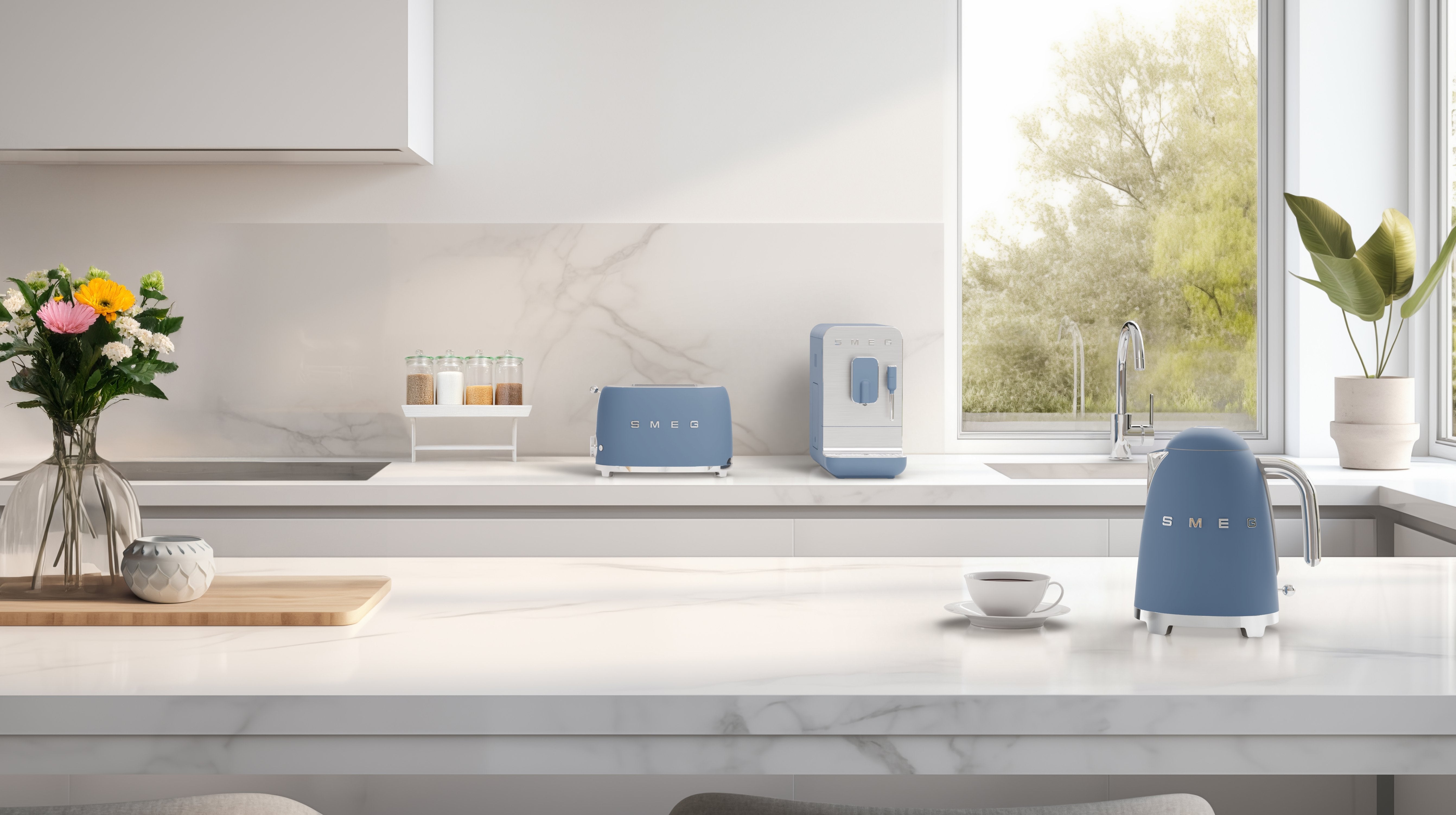 Hervidor Smeg 50´Style Tormenta Azul Klf03sbmeu