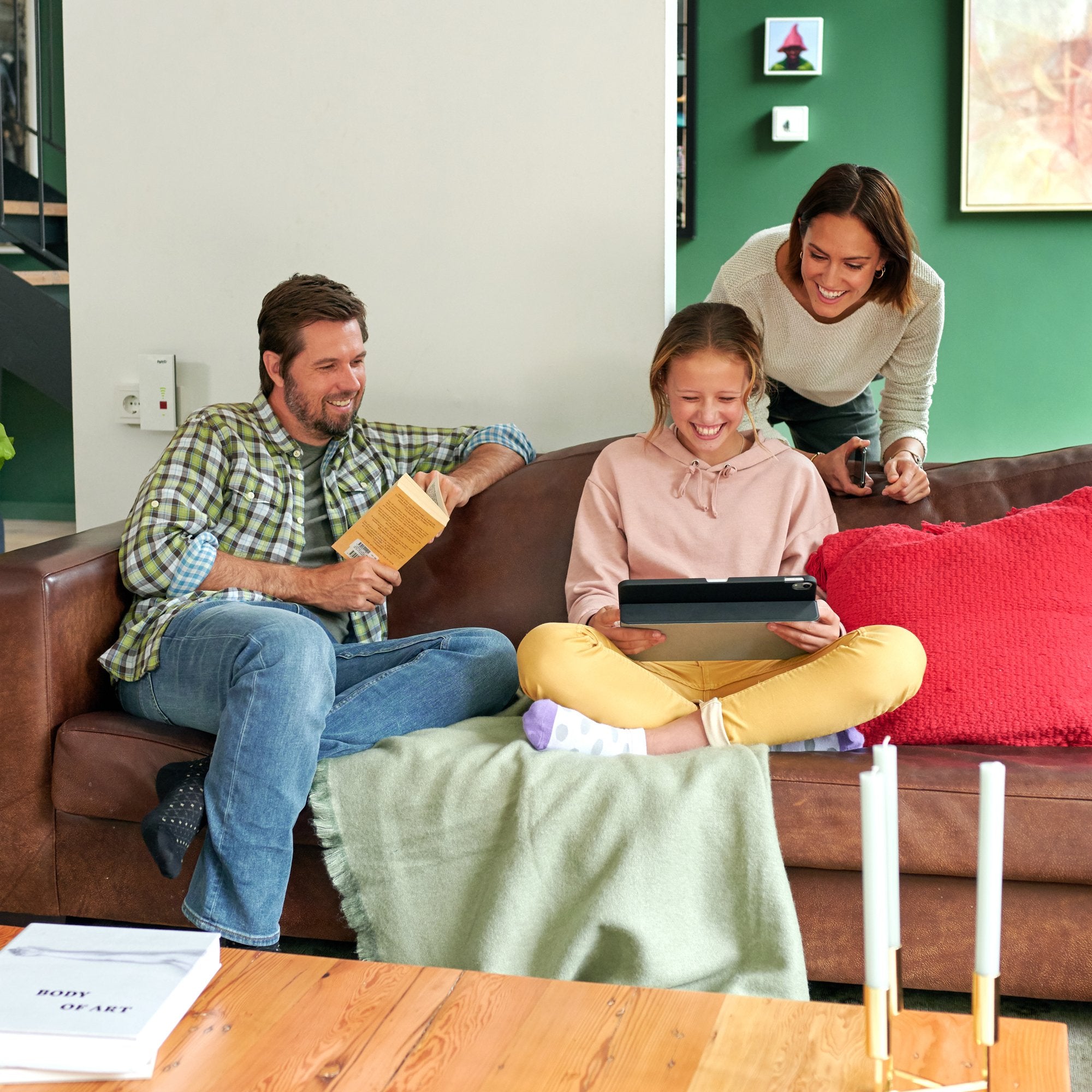 EAN 4023125028557 - Repeater FRITZ! 2400 Repetidor de red 1733 Mbit/s Blanco imagen 4