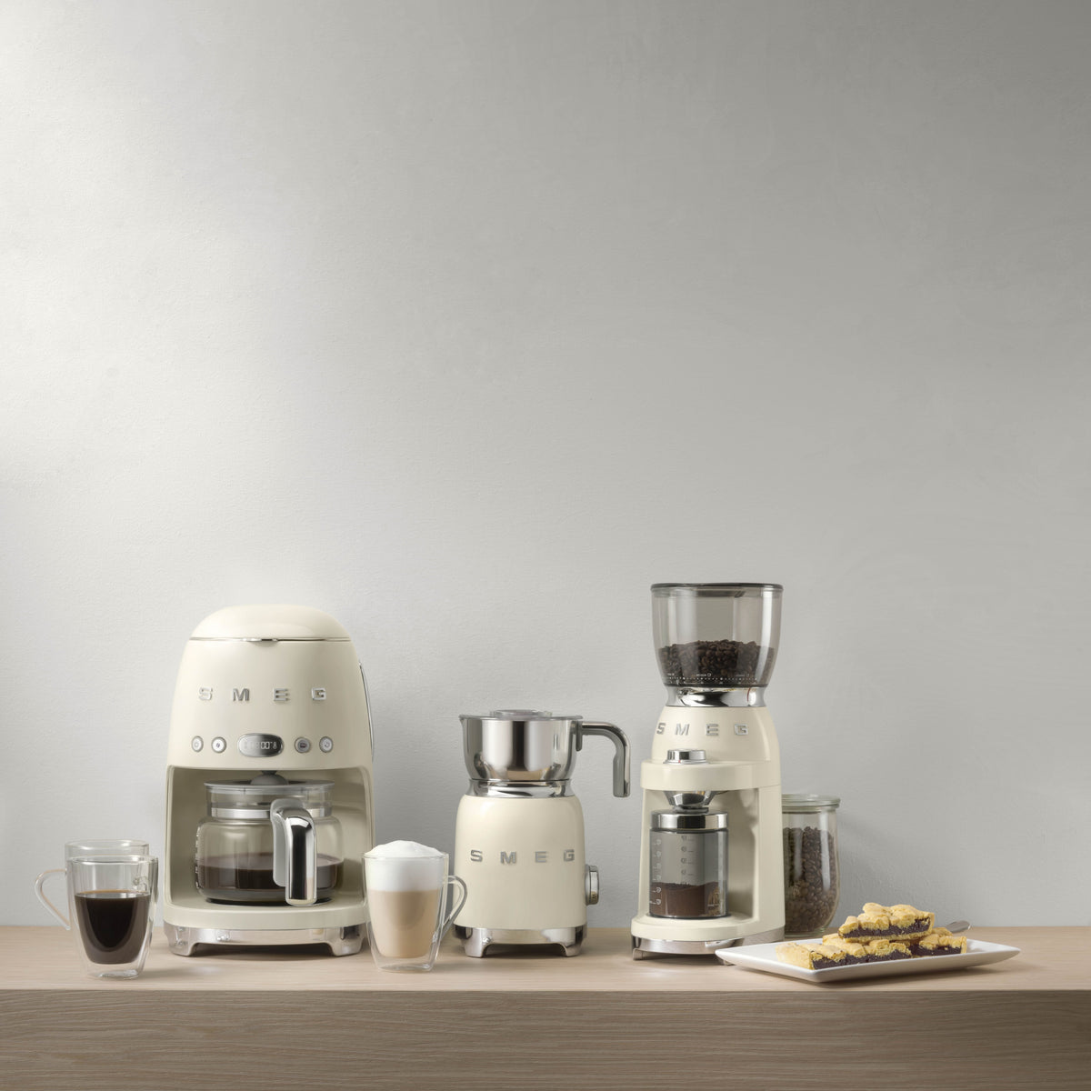 EAN 8017709280499 - Smeg DCF02CREU cafetera eléctrica Manual Cafetera de filtro 1,4 L imagen 14