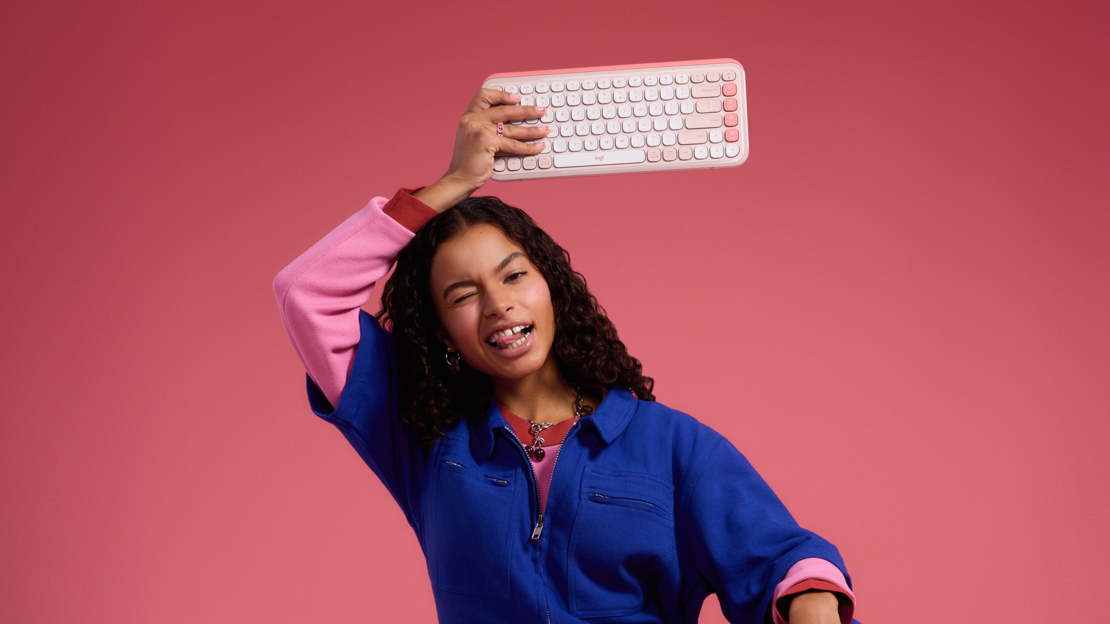 EAN 5099206127869 - Logitech 920-013120 teclado Ratón incluido Universal QWERTY Español Rosa imagen 10
