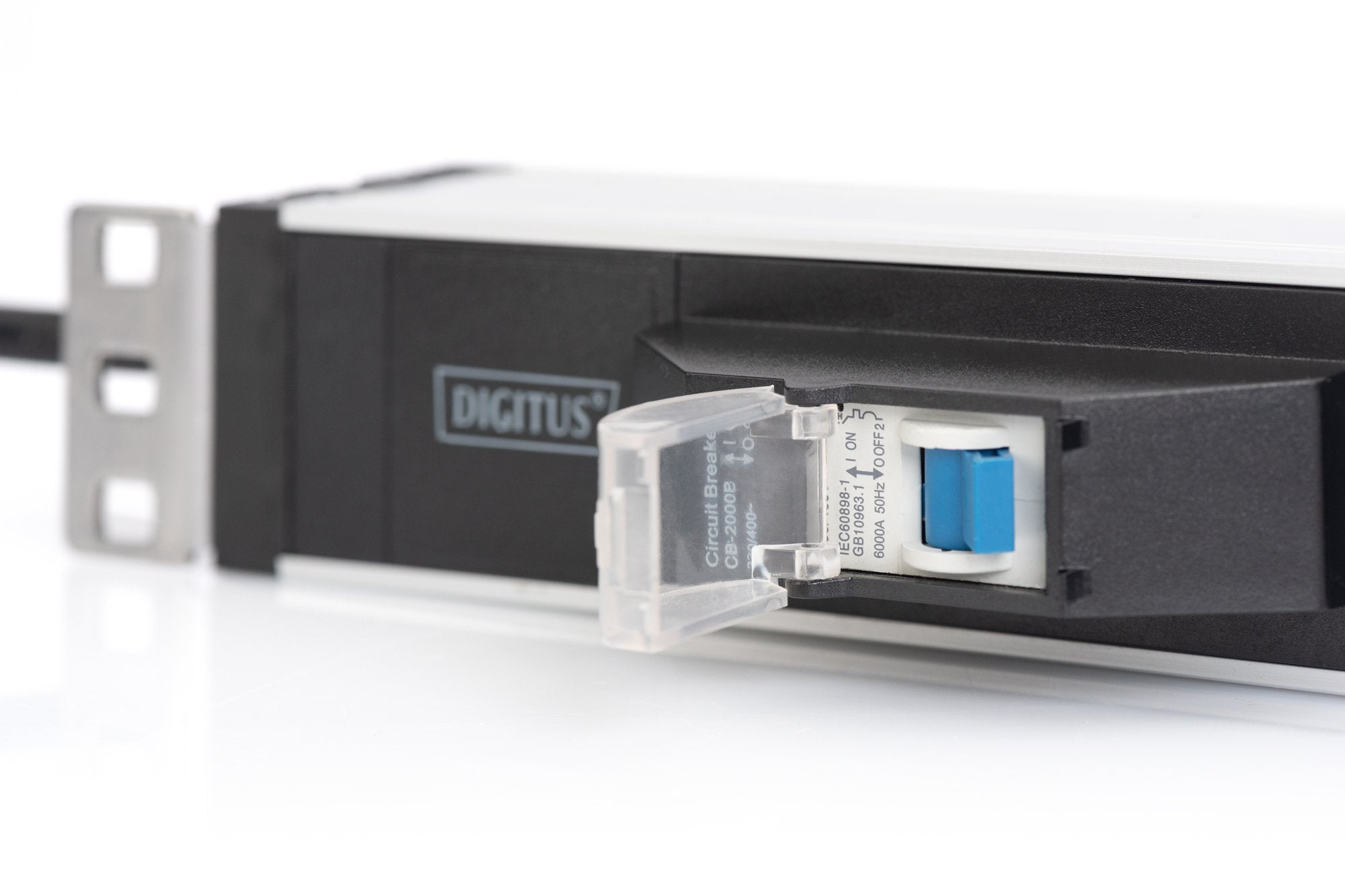 EAN 4016032456636 - Digitus DN-95417 unidad de distribución de energía (PDU) 6 salidas AC 0U/1U Negro, Plata imagen 3