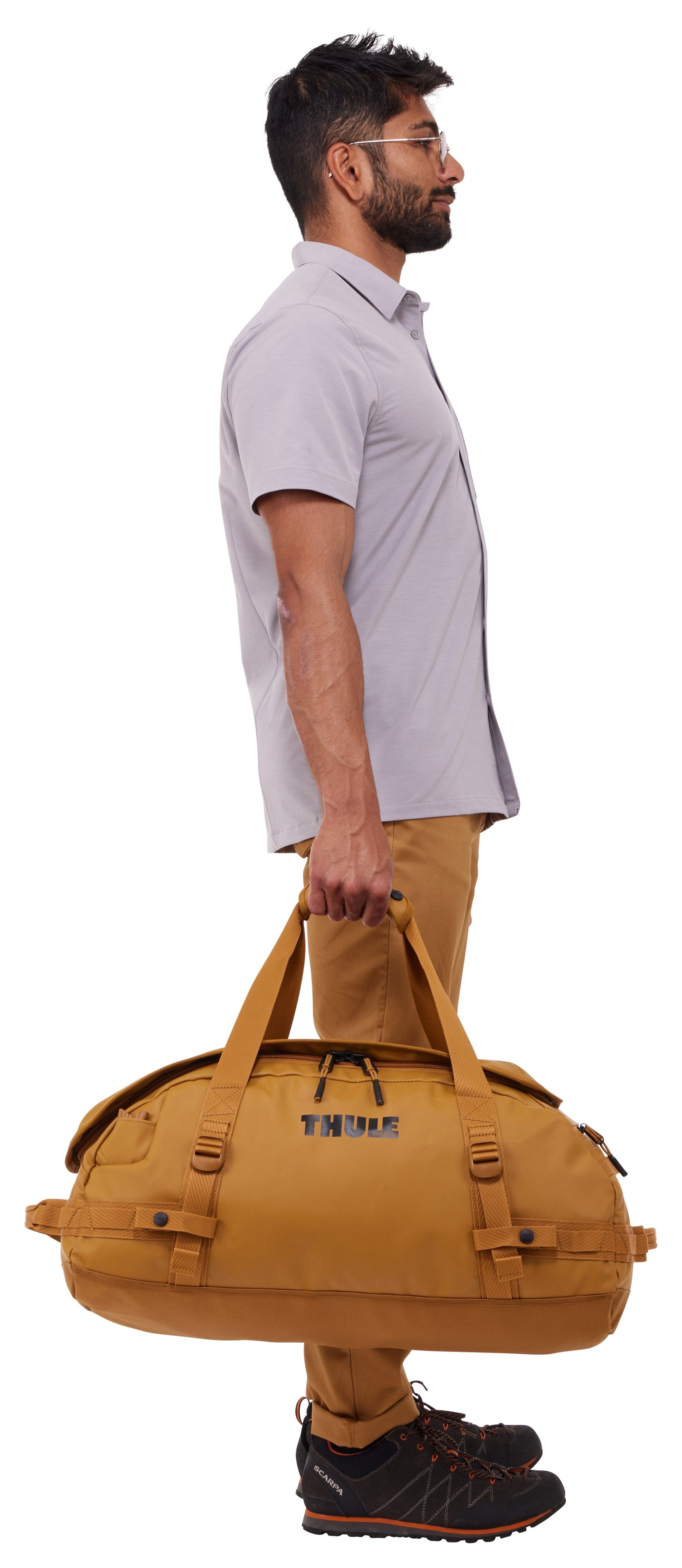 EAN 0085854255219 - Thule Chasm TDSD302 Golden Brown bolso de lona 40 L Poliéster Marrón imagen 7