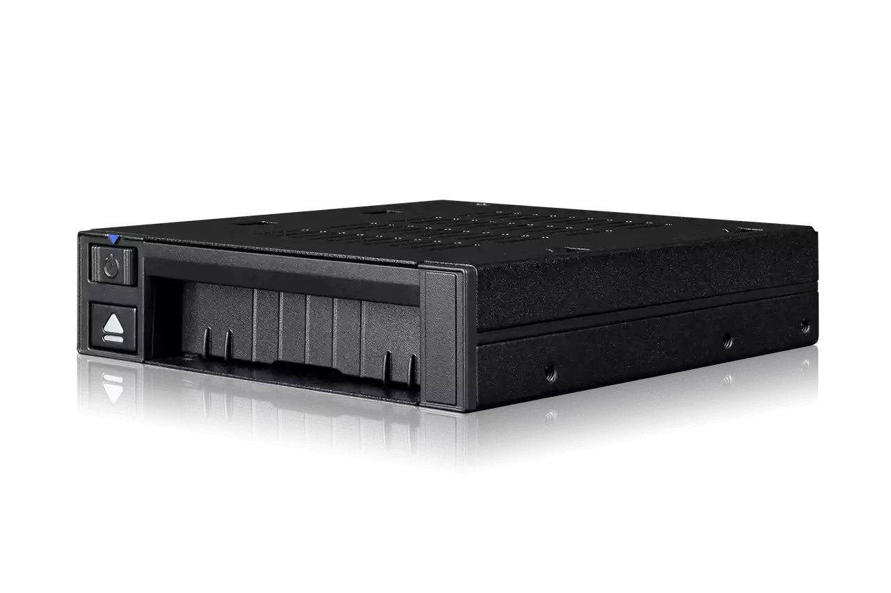 EAN 4713227445658 - Icy Dock MB021VP-B caja para disco duro externo Caja externa para unidad de estado sólido (SSD) Negro 2.5 imagen 5