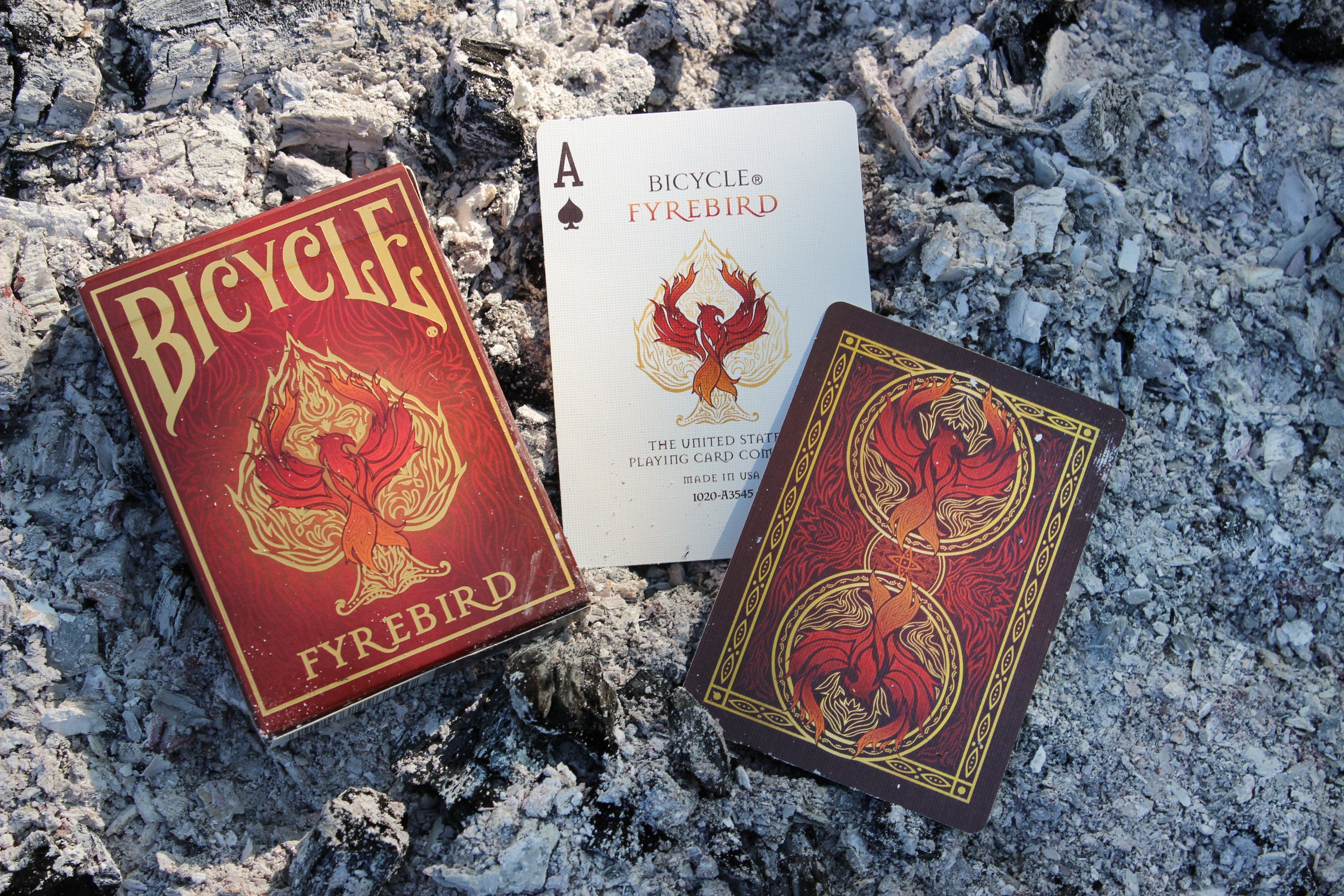 EAN 0073854093610 - Bicycle Fyrebird juego de cartas 56 pieza(s) imagen 3