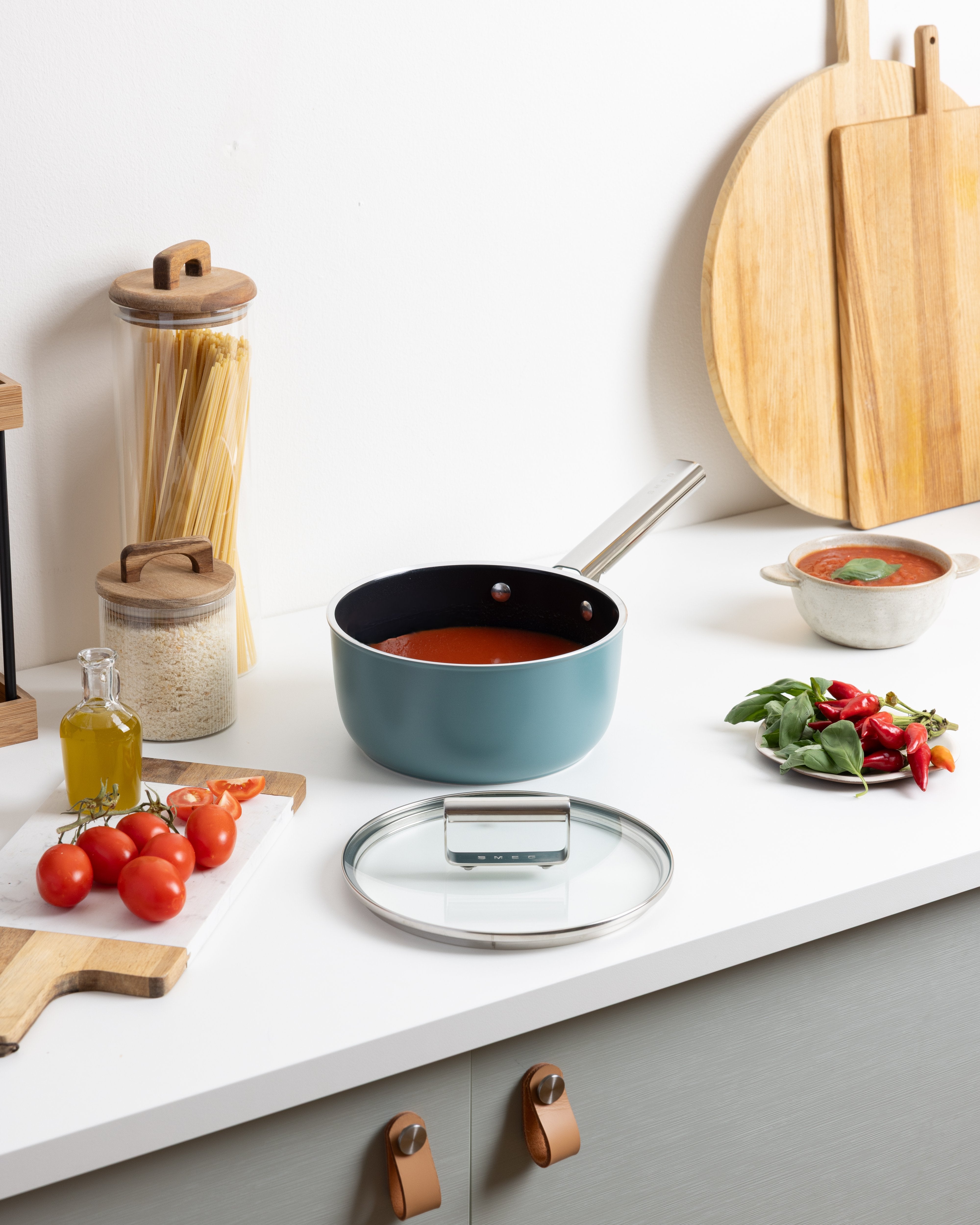 Smeg Spf2012egm Kochtopf, 20 Cm, Keramik, Edelstahlgriff, Smaragdgrün