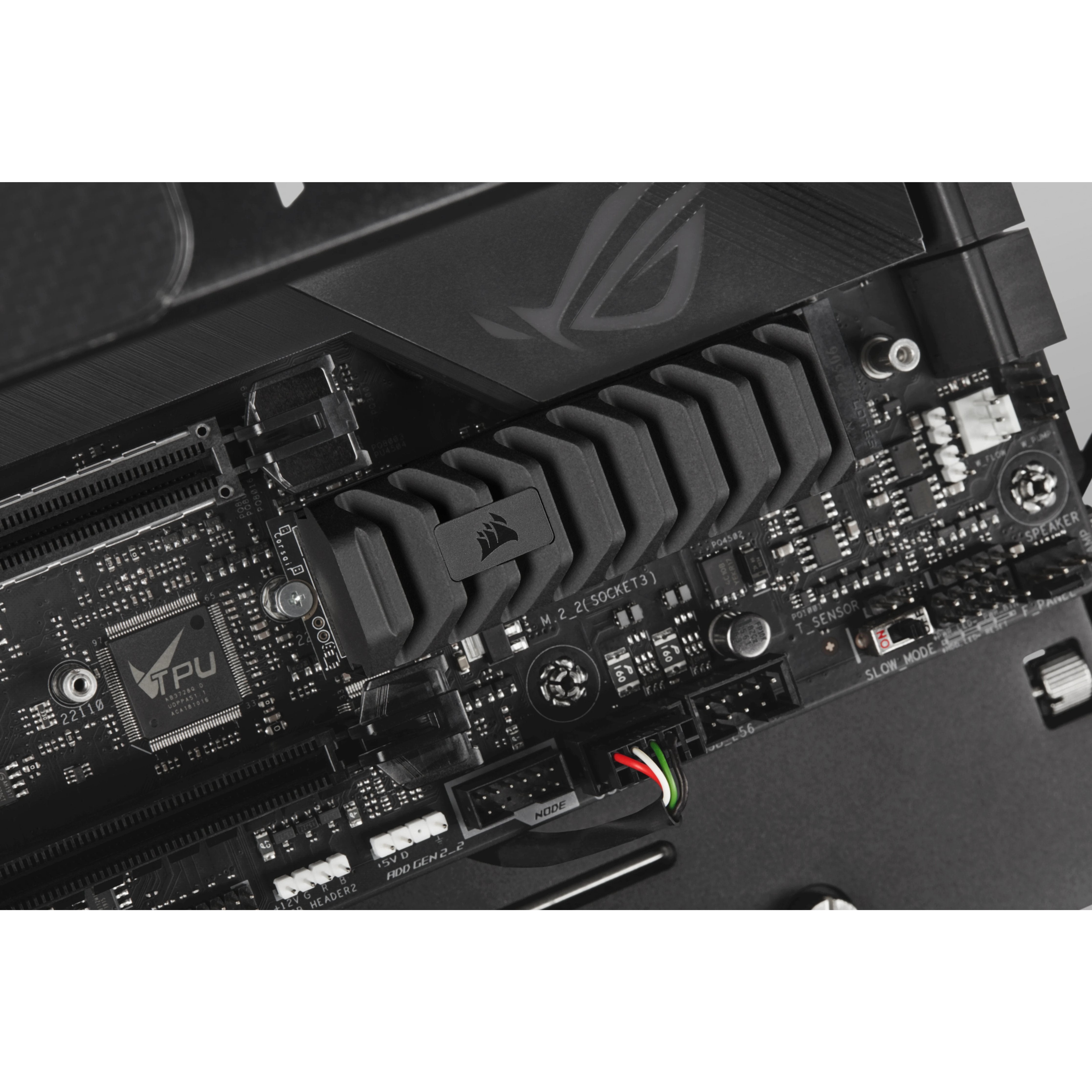 Disco Ssd Corsair Force Mp600 Pro Xt M.2 4tb Pcie Gen4x4 7100mbs 6800mbs 3dtlc Nand Dmemoria Ram Nvme 3000tbw 2280