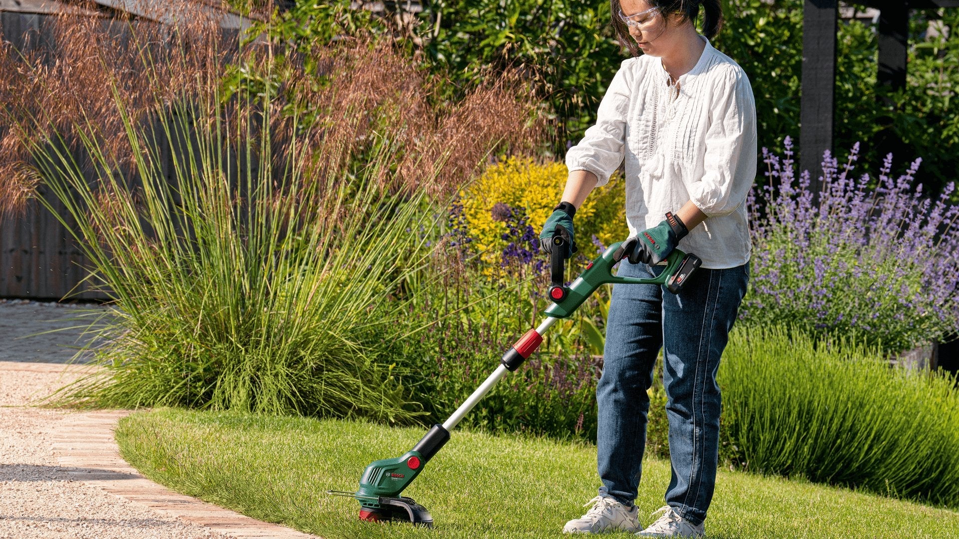 Bosch Powertools Akku-Rasentrimmer Universal Grasscut 18v-23-450 Solo, 18volt (Verde/Negro, Ohne Akku Und Ladegerät, Power For All Alliance) 06008c1g01