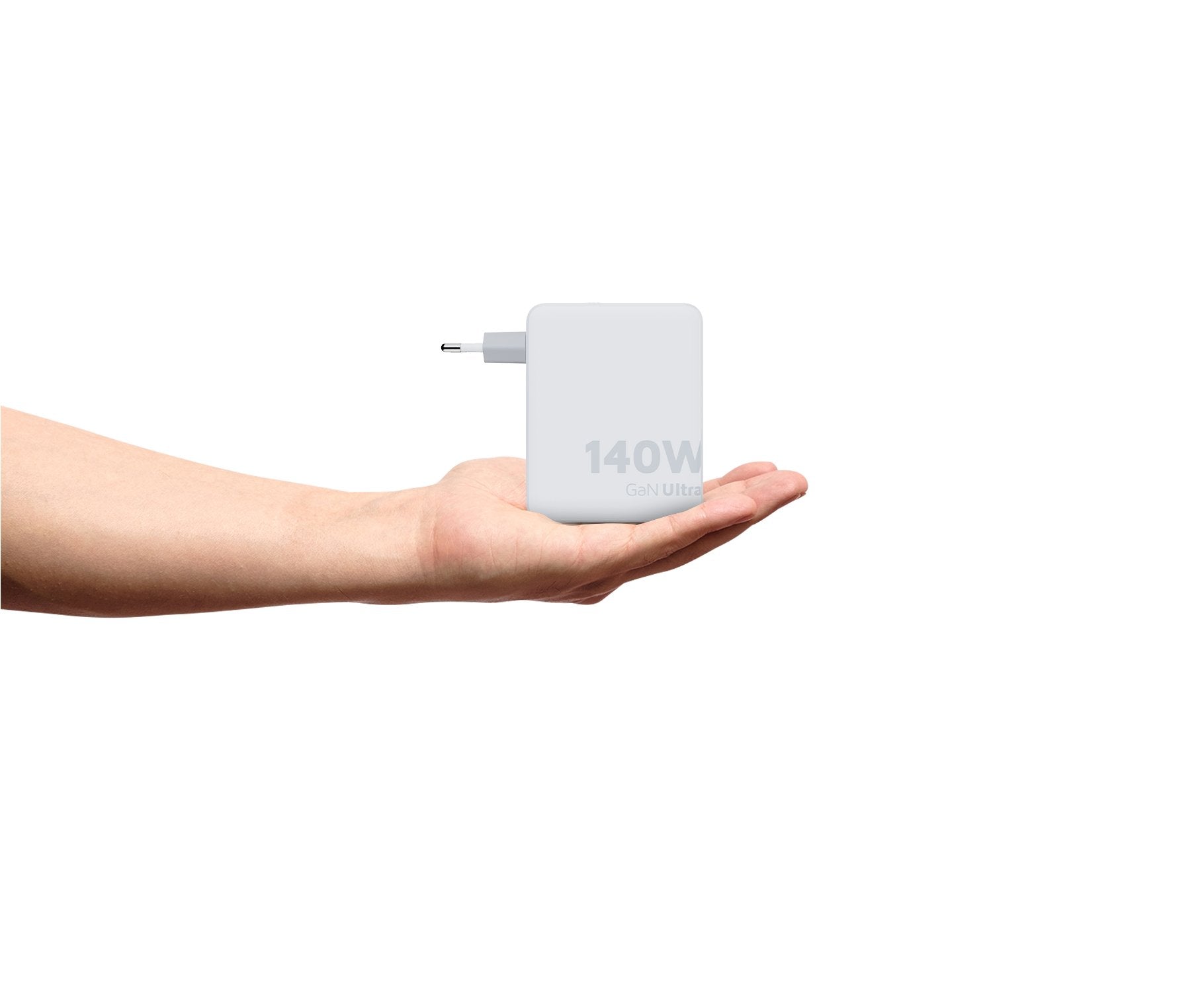 Cargador De Pared Universal Xtorm Xvc2140 3xusb Tipo-C 1xusb + Cable Usb Tipo-C 140w