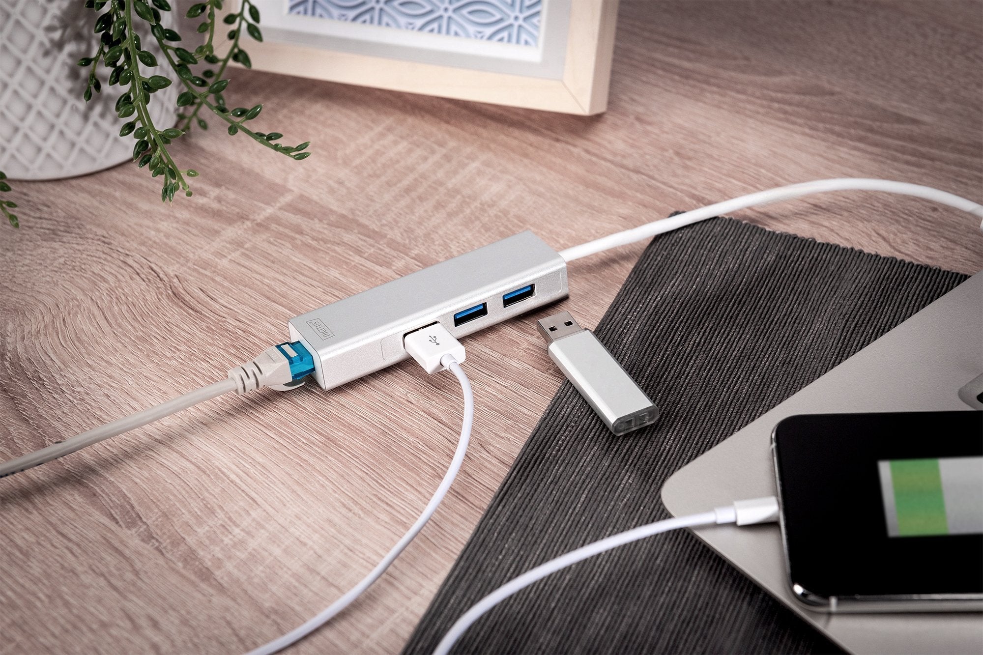 Conversor Hub Digitus Usb 3.0 3 Usb A/H 1x Usb A/M 1x Rj45 Gigabit