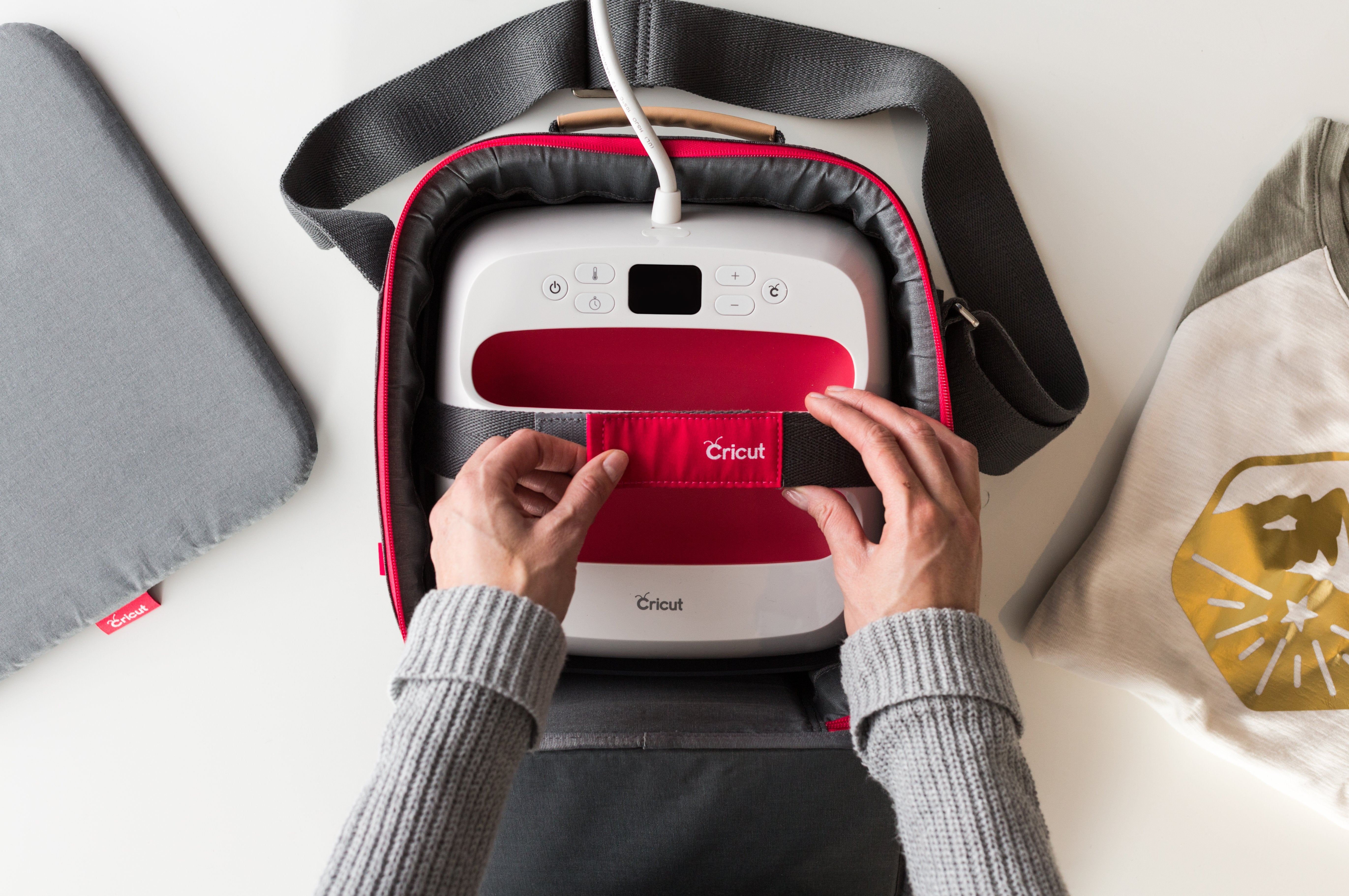 Cricut 2006218 Bolso Y Bandolera Gris, Rosa