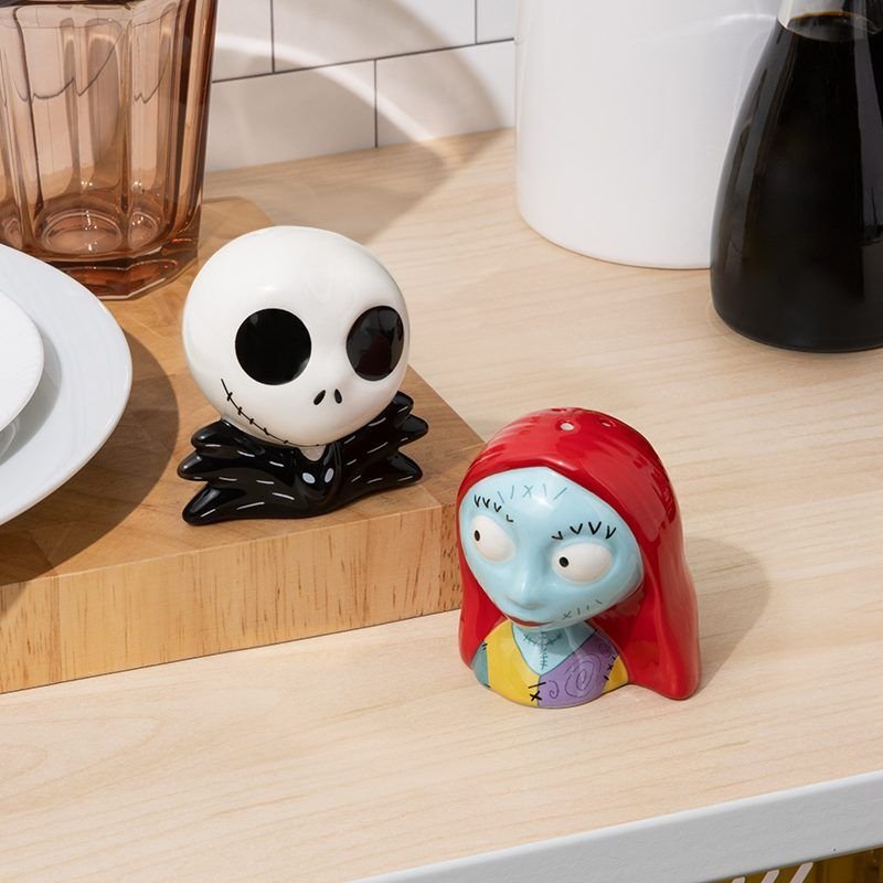 Set Salero Y Pimentero Paladone Pesadilla Antes De Navidad Nightmare Before Christmas Jack & Sally 7 Cm