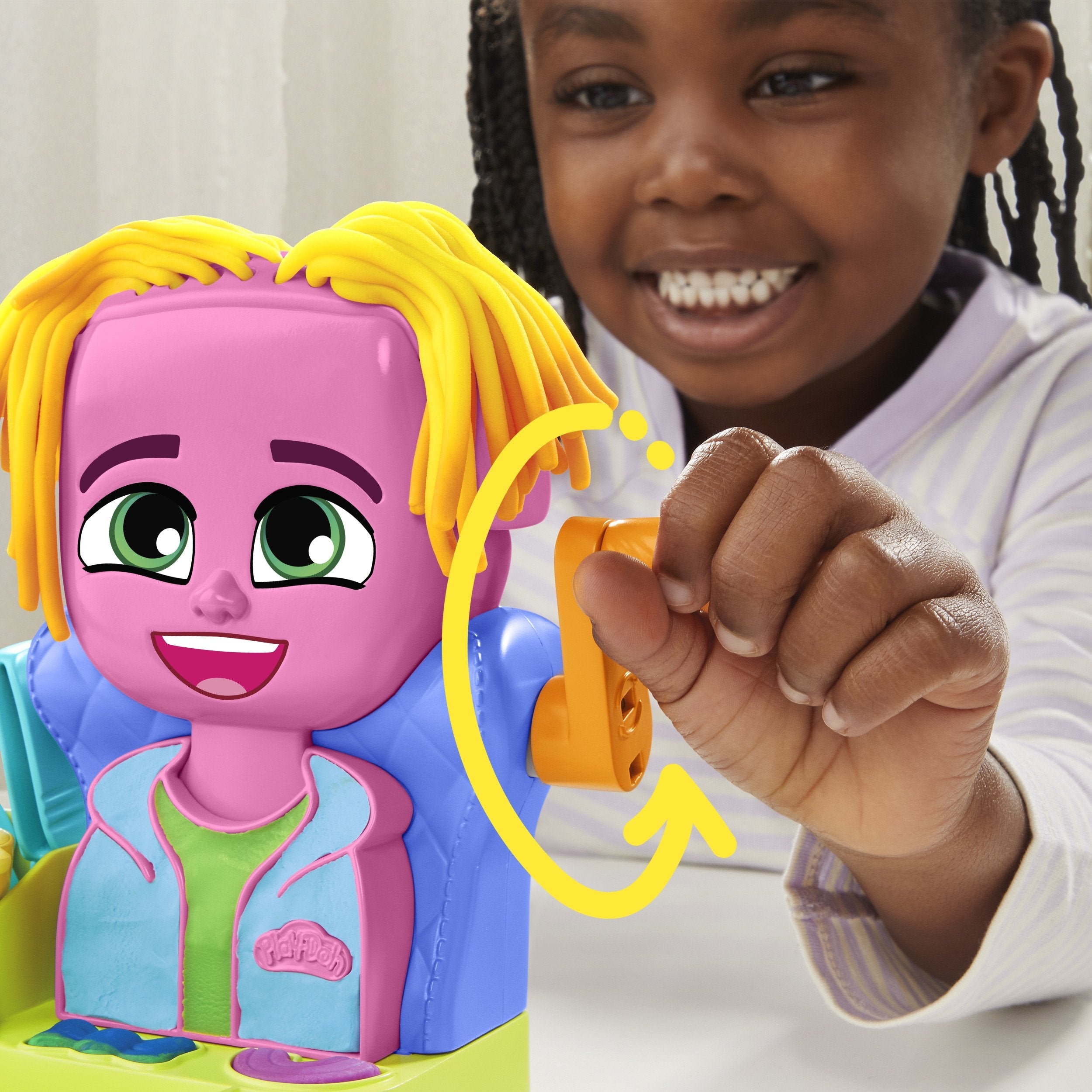 Hasbro Play-Doh Peluquería Salvaje, Amasando F88075l0