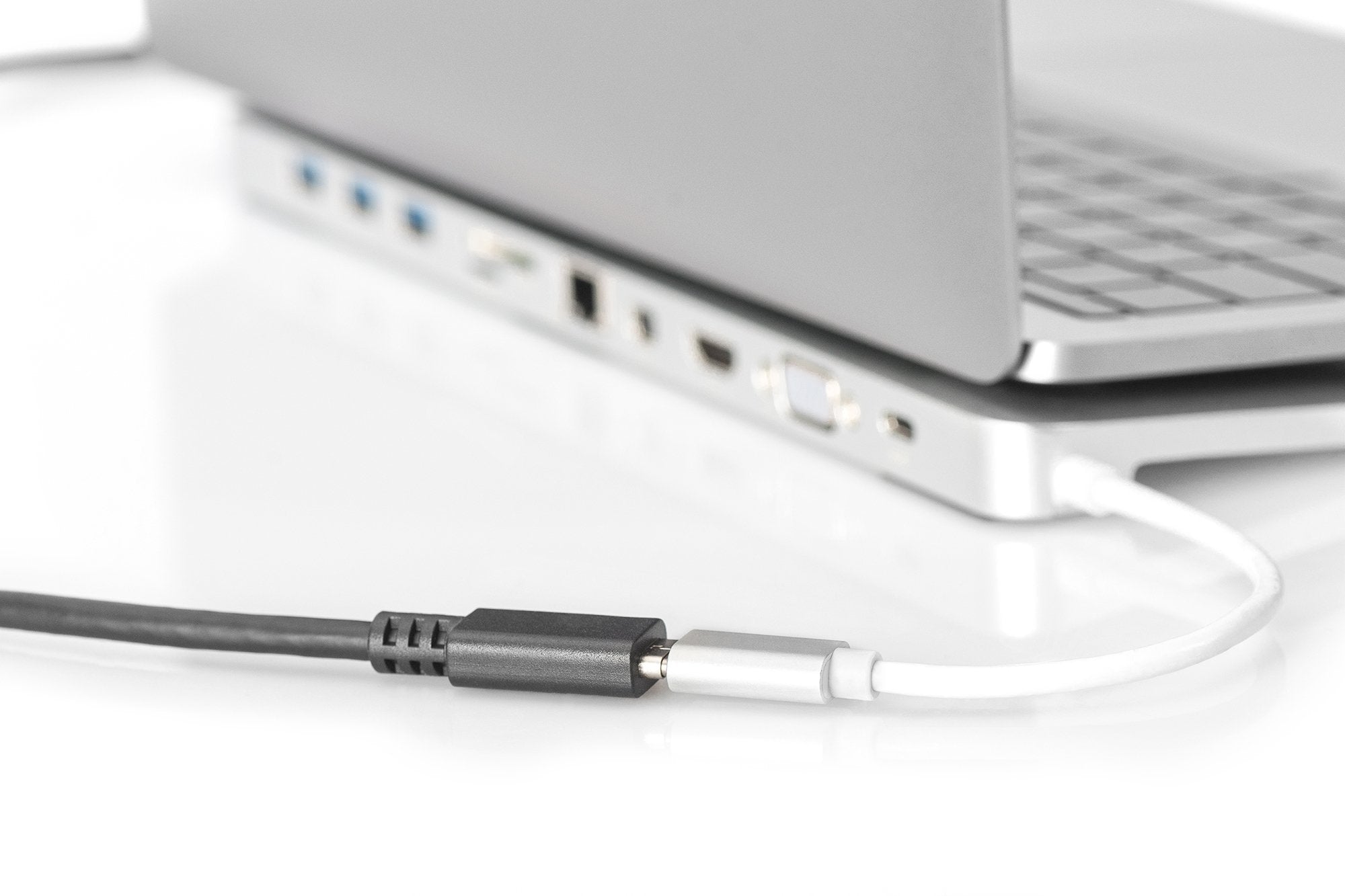 EAN 4016032455318 - Digitus AK-300210-020-S cable USB USB 2.0 2 m USB C 0,48 Gbit/s Negro imagen 6