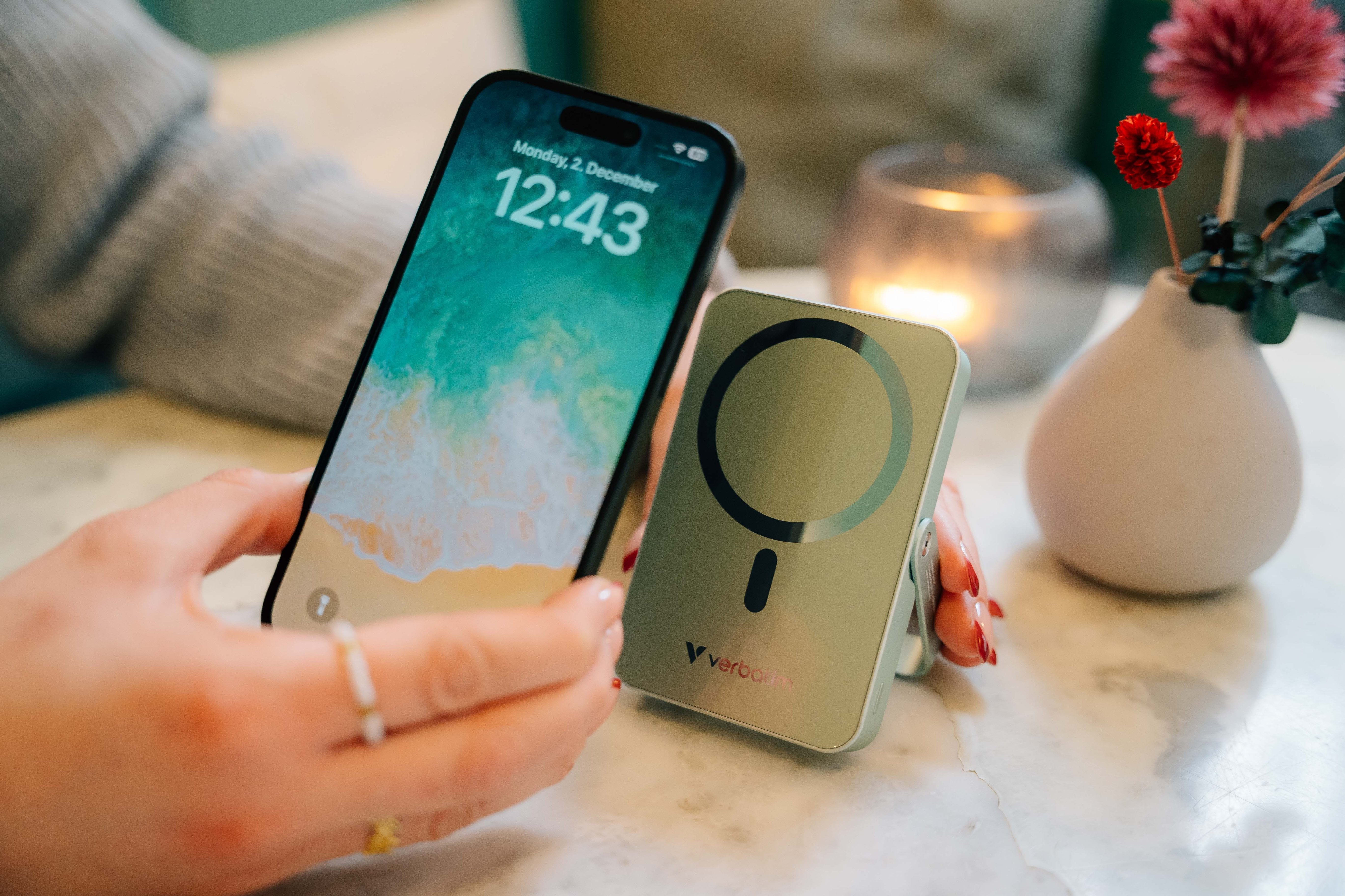 Verbatim Power Bank Mit Standfuss Mag.Wireless 10000ma Schw. 32264