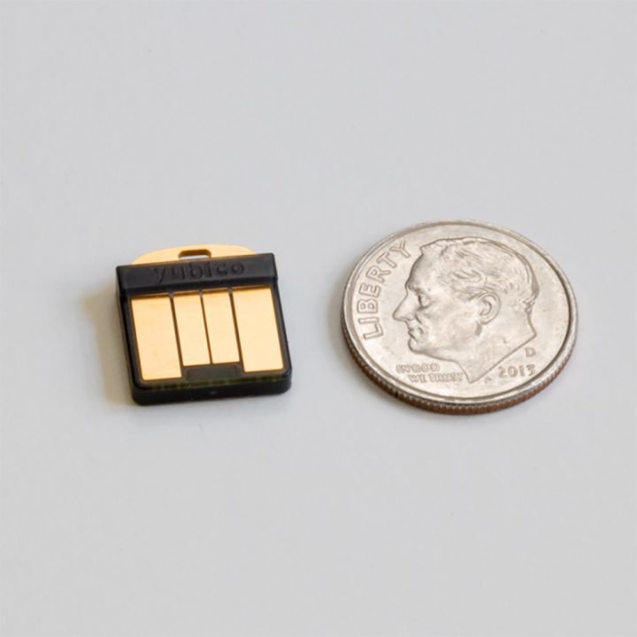 EAN 5060408461457 - Yubico YubiKey 5 Nano imagen 4